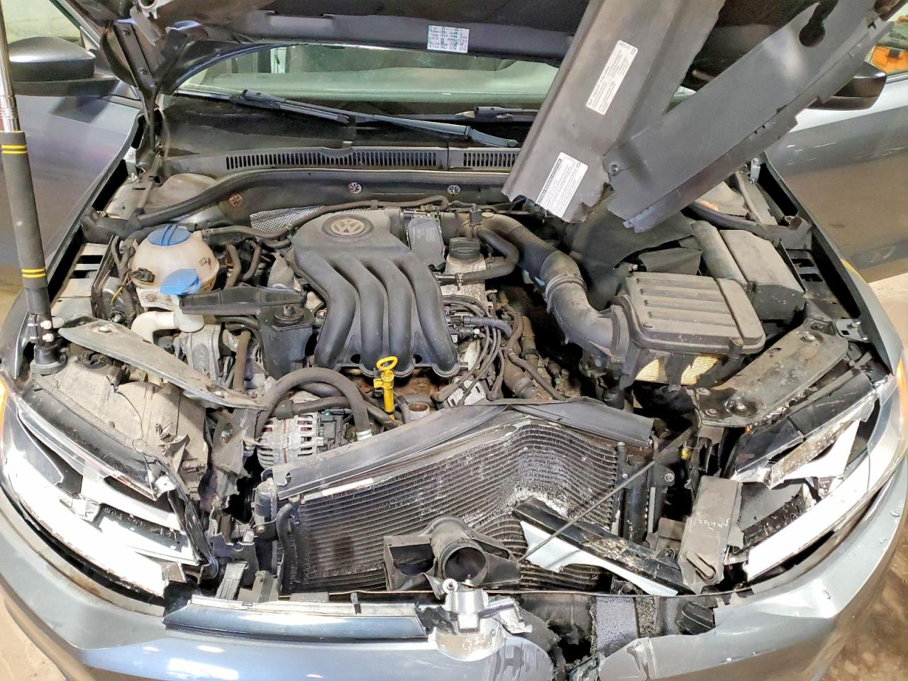 2014 Volkswagen Jetta Base Серый vin: 3VW2K7AJ2EM218641