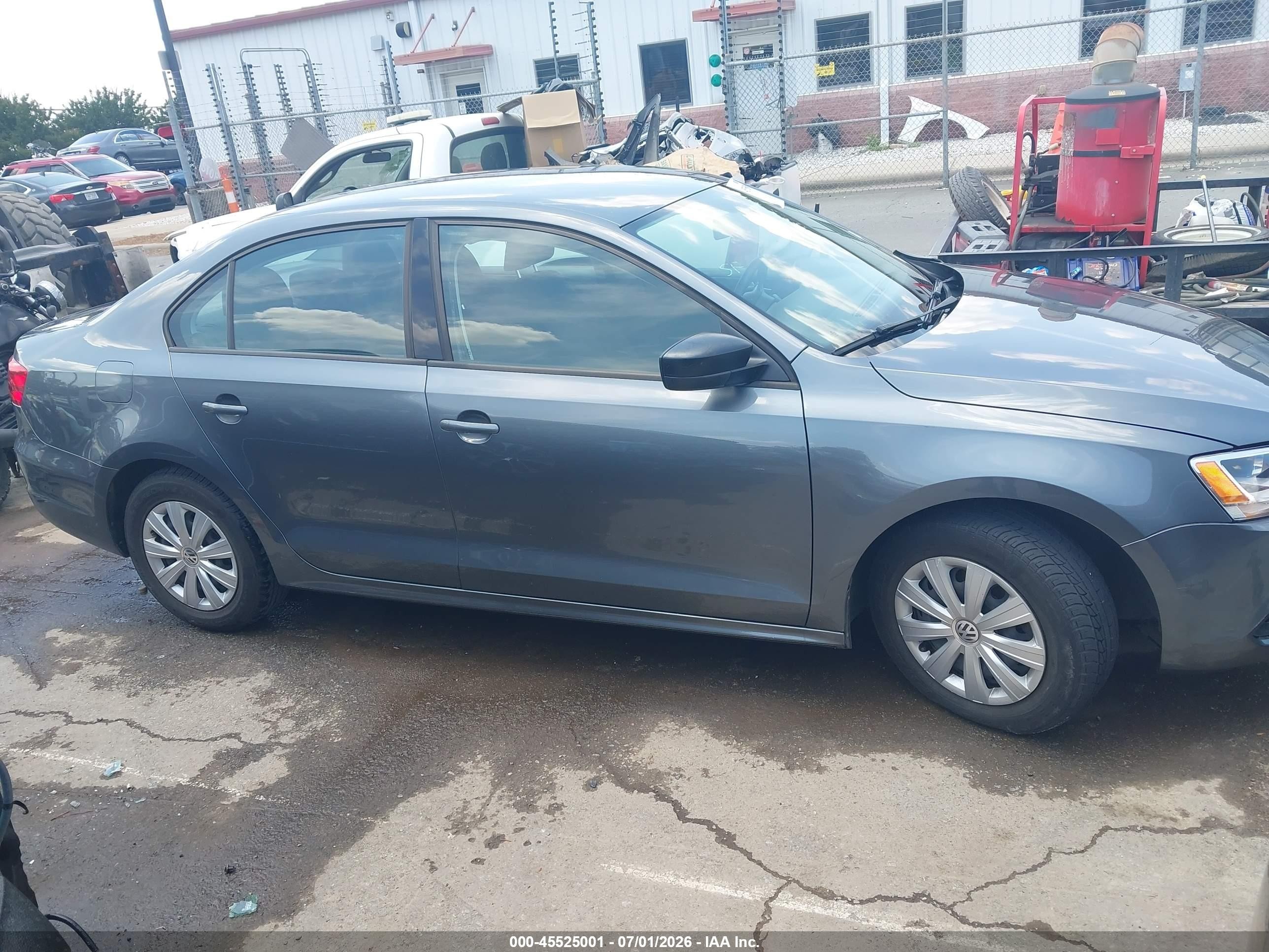 2014 Volkswagen Jetta 2.0l S Gray vin: 3VW2K7AJ2EM232328