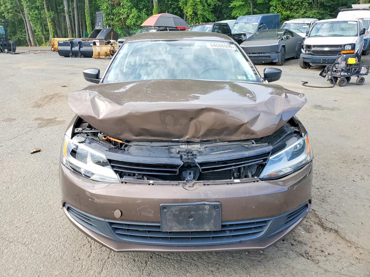 2014 Volkswagen Jetta Base Brown vin: 3VW2K7AJ2EM253485