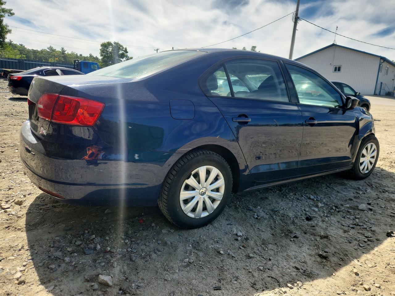 2014 Volkswagen Jetta Base Blue vin: 3VW2K7AJ2EM391575
