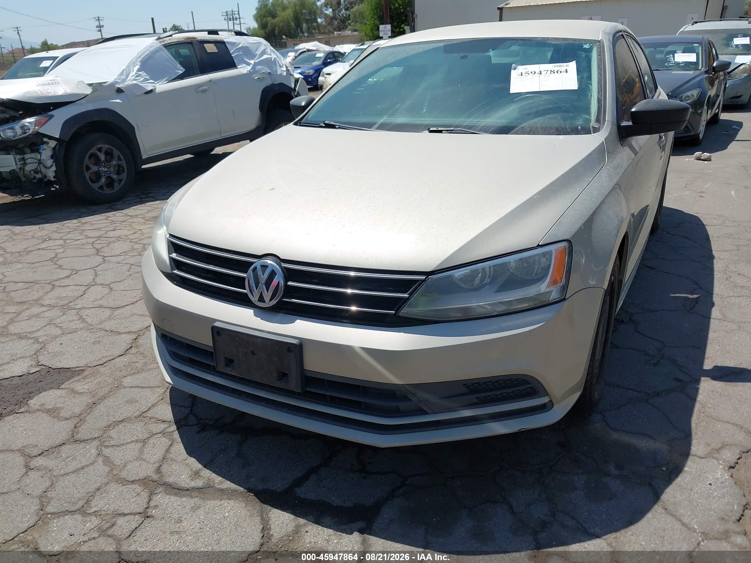 2015 Volkswagen Jetta 2.0l S Champagne vin: 3VW2K7AJ2FM272023