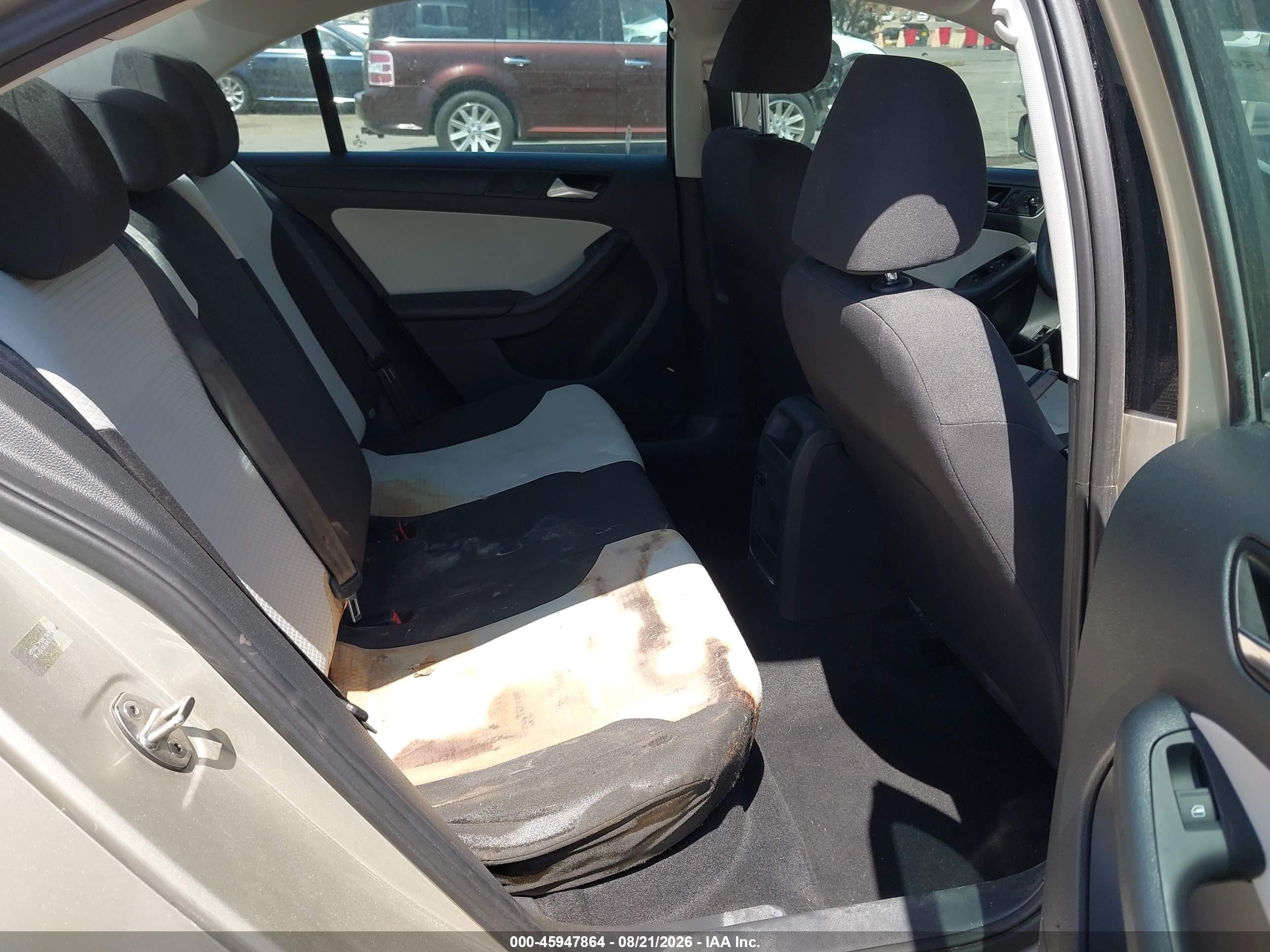2015 Volkswagen Jetta 2.0l S Champagne vin: 3VW2K7AJ2FM272023