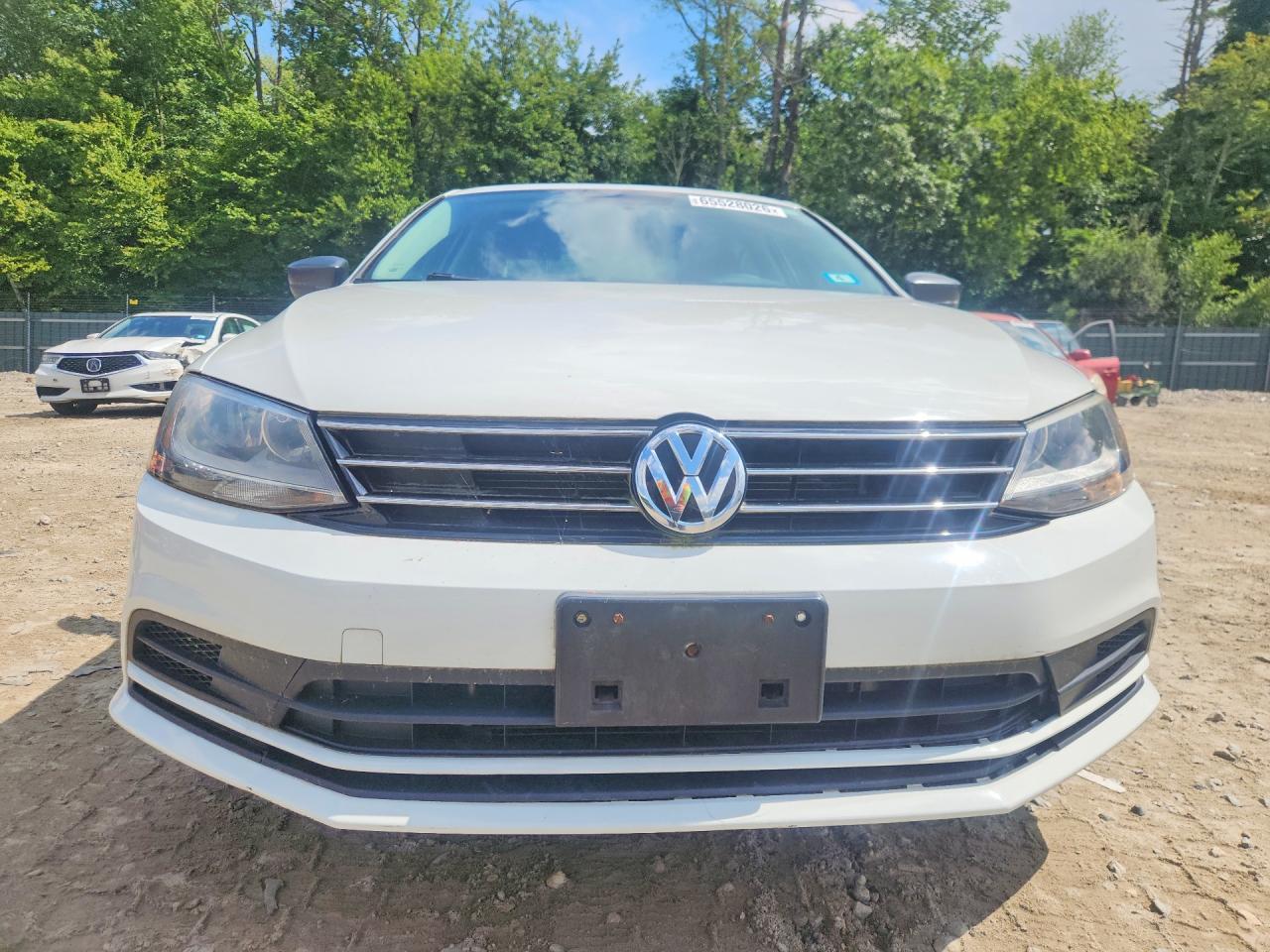 2015 Volkswagen Jetta Base White vin: 3VW2K7AJ2FM319082
