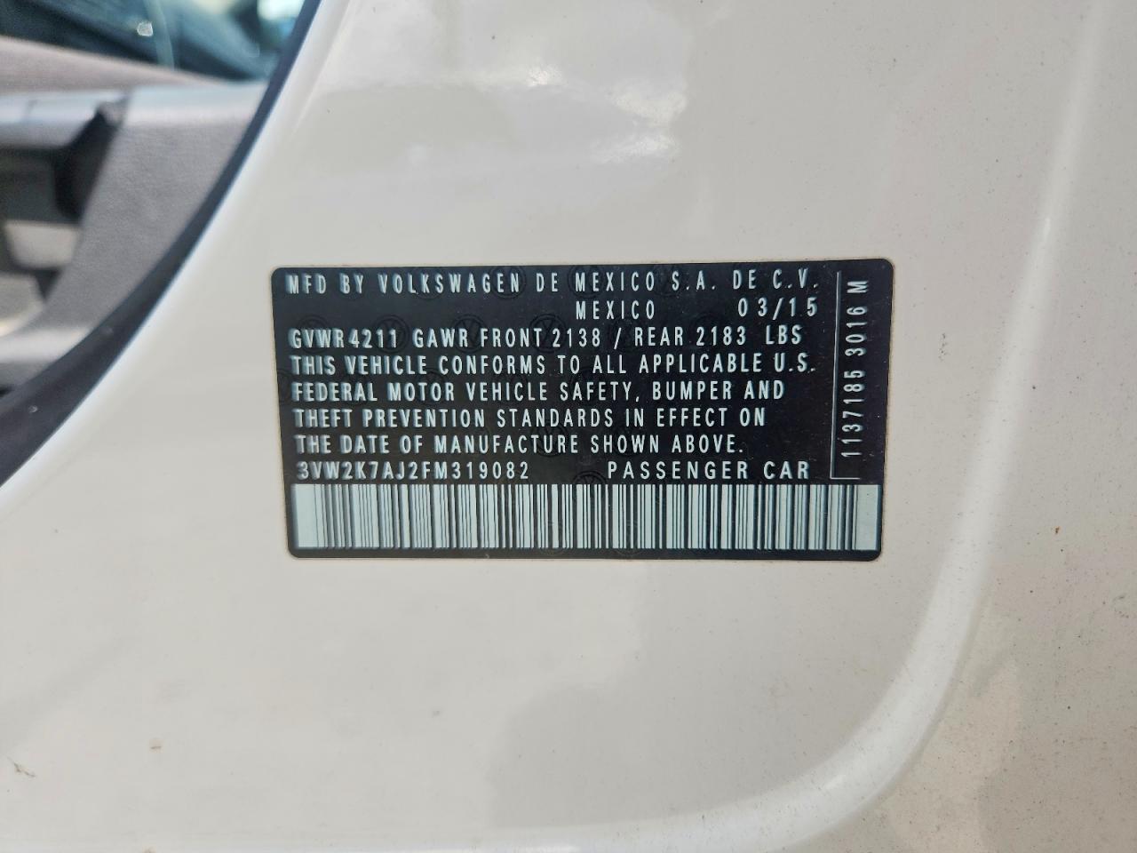 2015 Volkswagen Jetta Base White vin: 3VW2K7AJ2FM319082