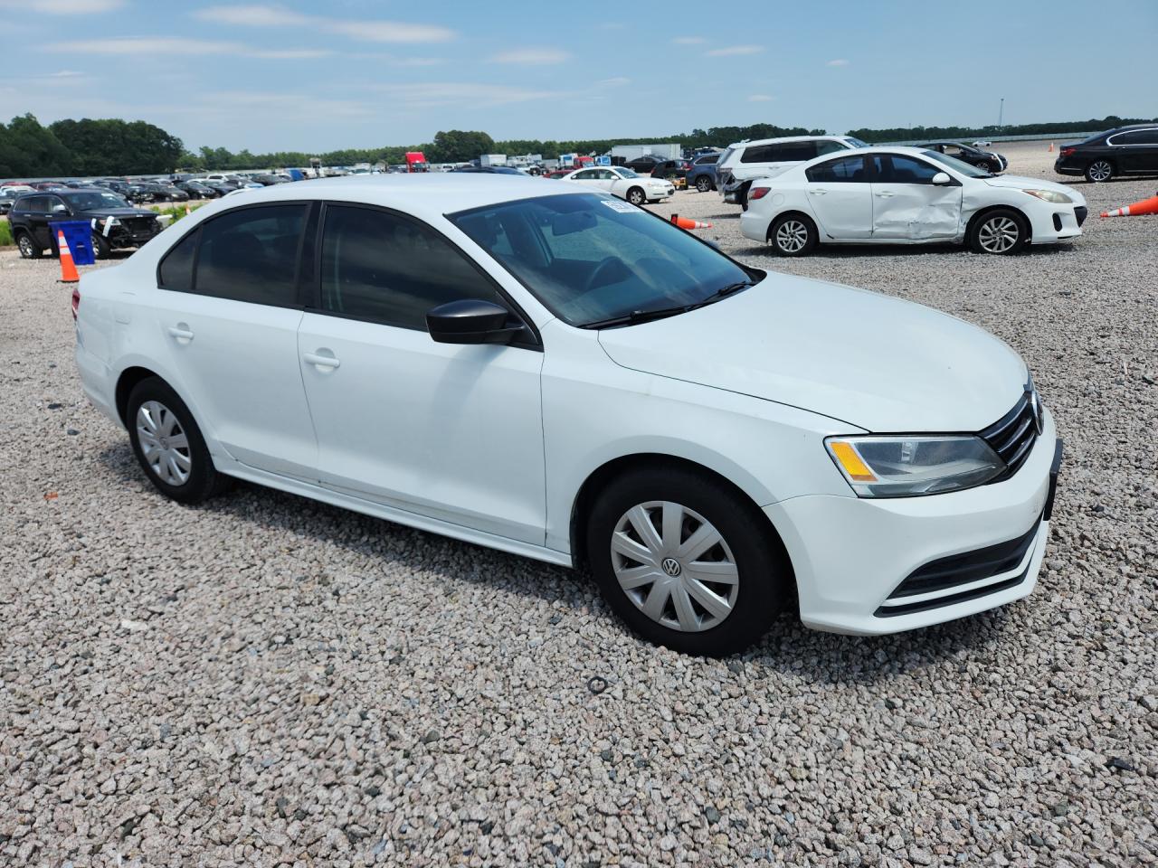 2015 Volkswagen Jetta Base White vin: 3VW2K7AJ2FM402513