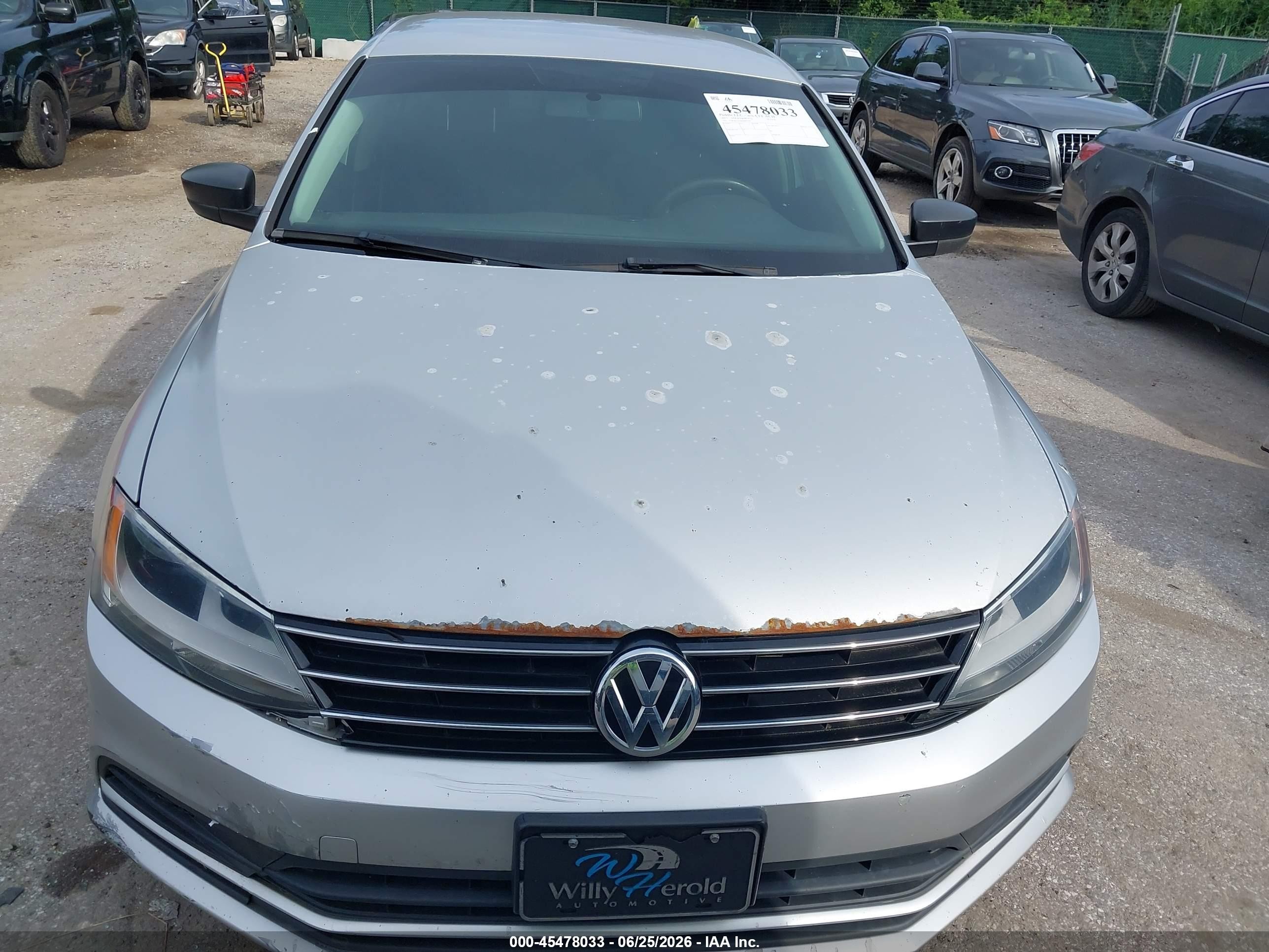 2015 Volkswagen Jetta 2.0l S Silver vin: 3VW2K7AJ2FM405640