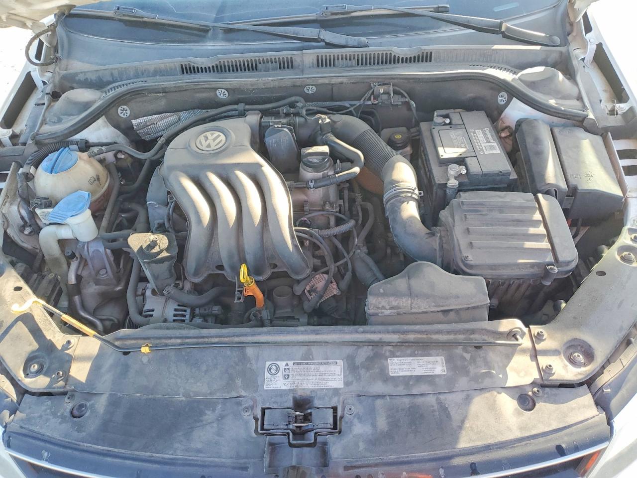 2015 Volkswagen Jetta Base Белый vin: 3VW2K7AJ2FM423779