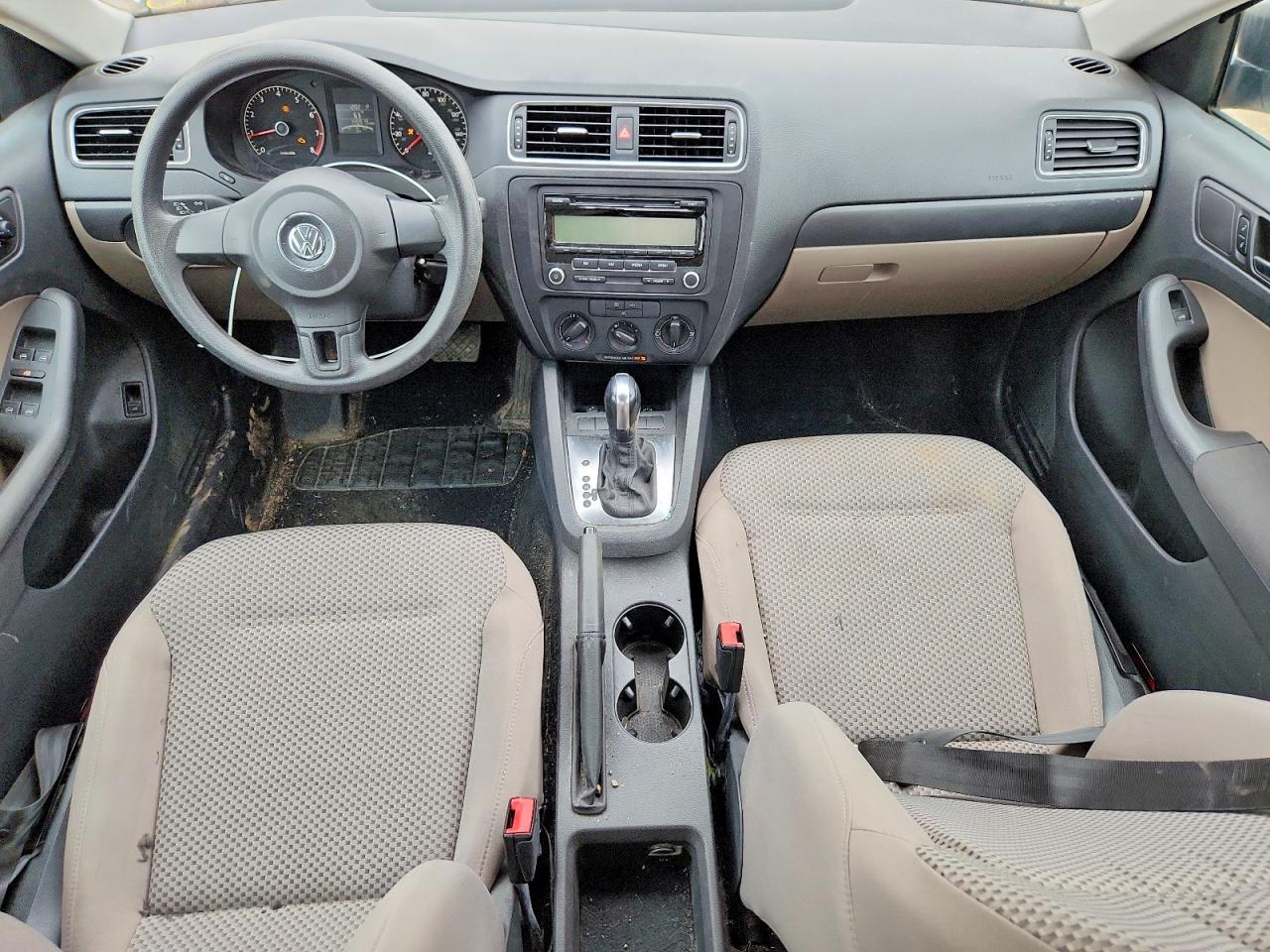 2011 Volkswagen Jetta Base Beige vin: 3VW2K7AJ3BM393475