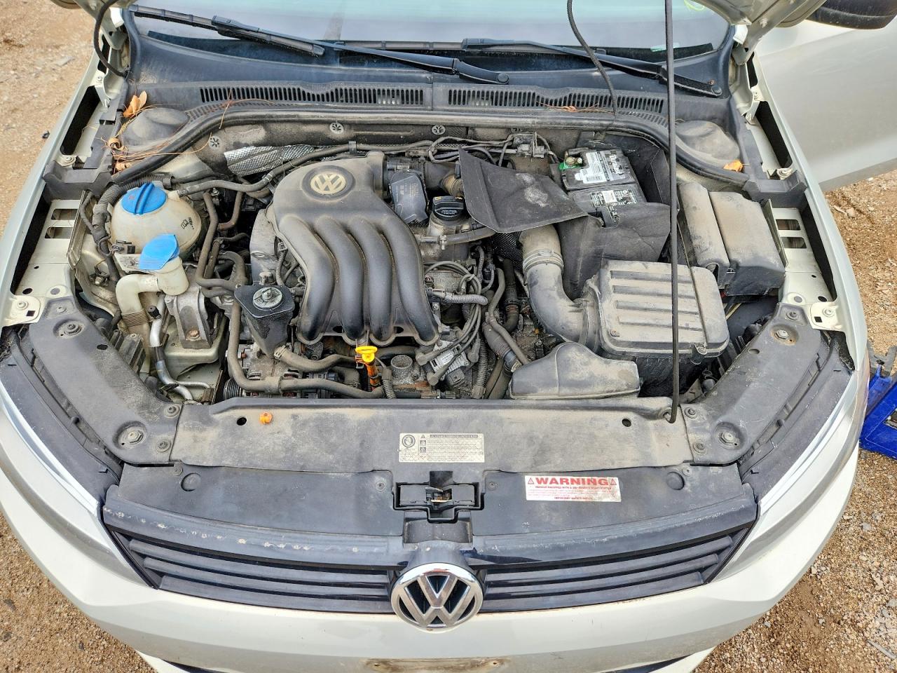 2011 Volkswagen Jetta Base Beige vin: 3VW2K7AJ3BM393475