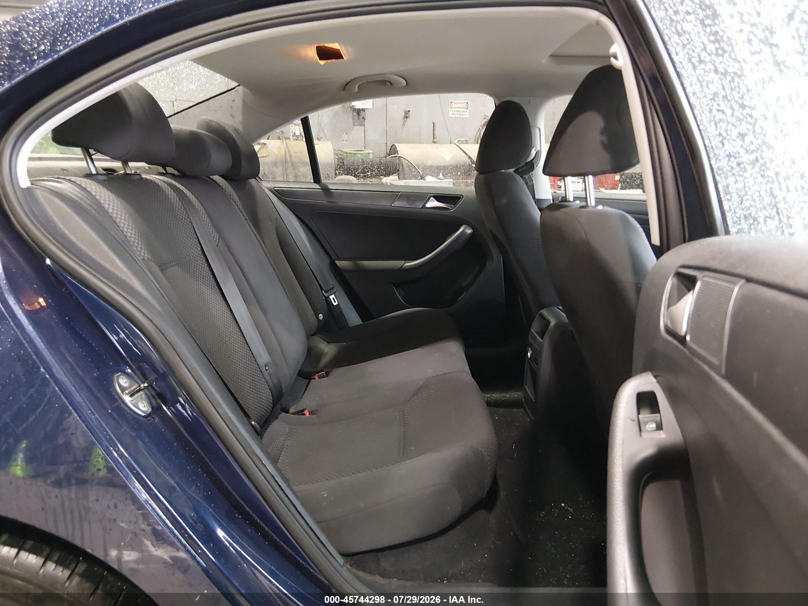 2012 Volkswagen Jetta 2.0l S Blue vin: 3VW2K7AJ3CM353284