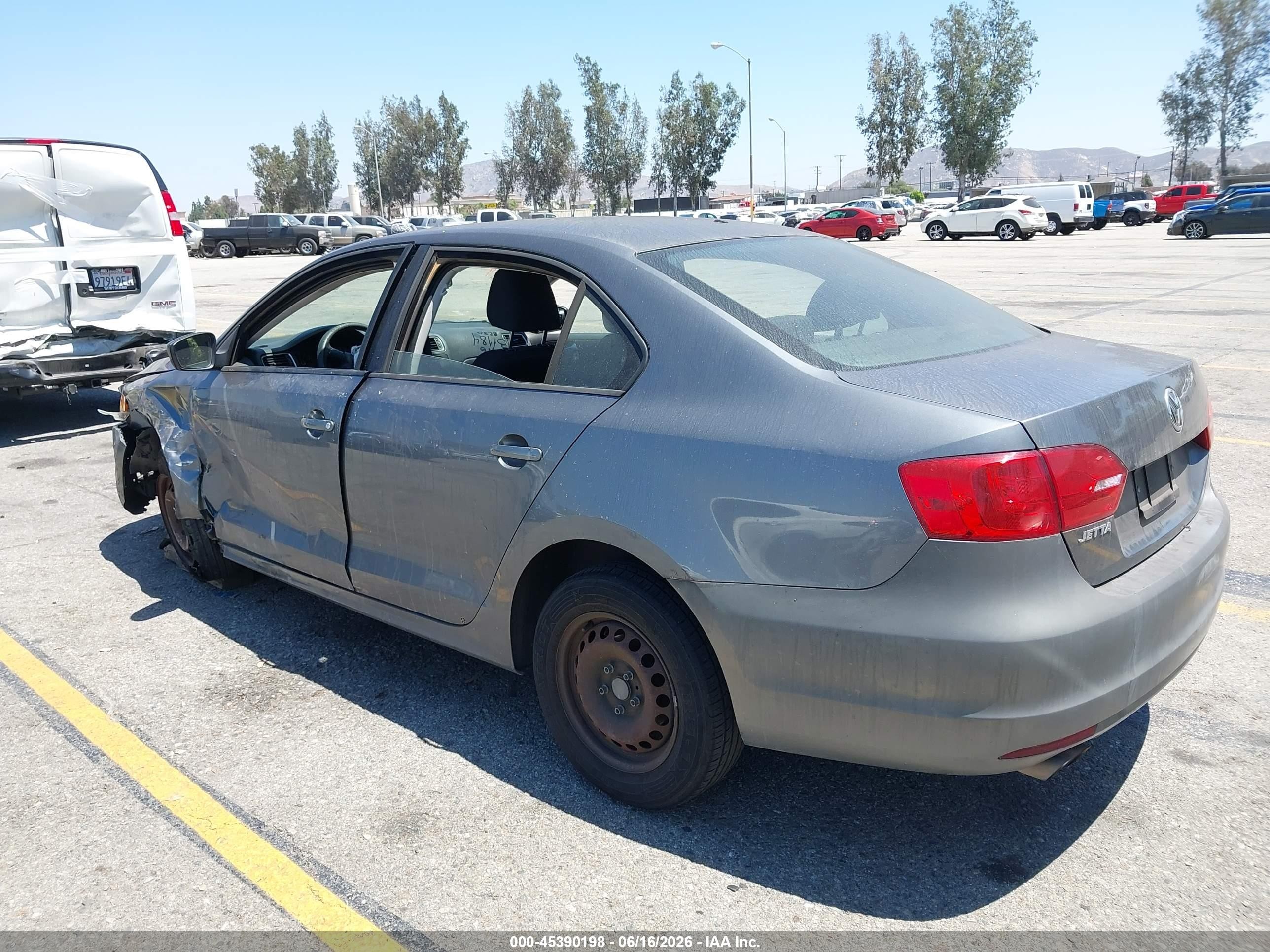 2012 Volkswagen Jetta 2.0l S Gray vin: 3VW2K7AJ3CM418280