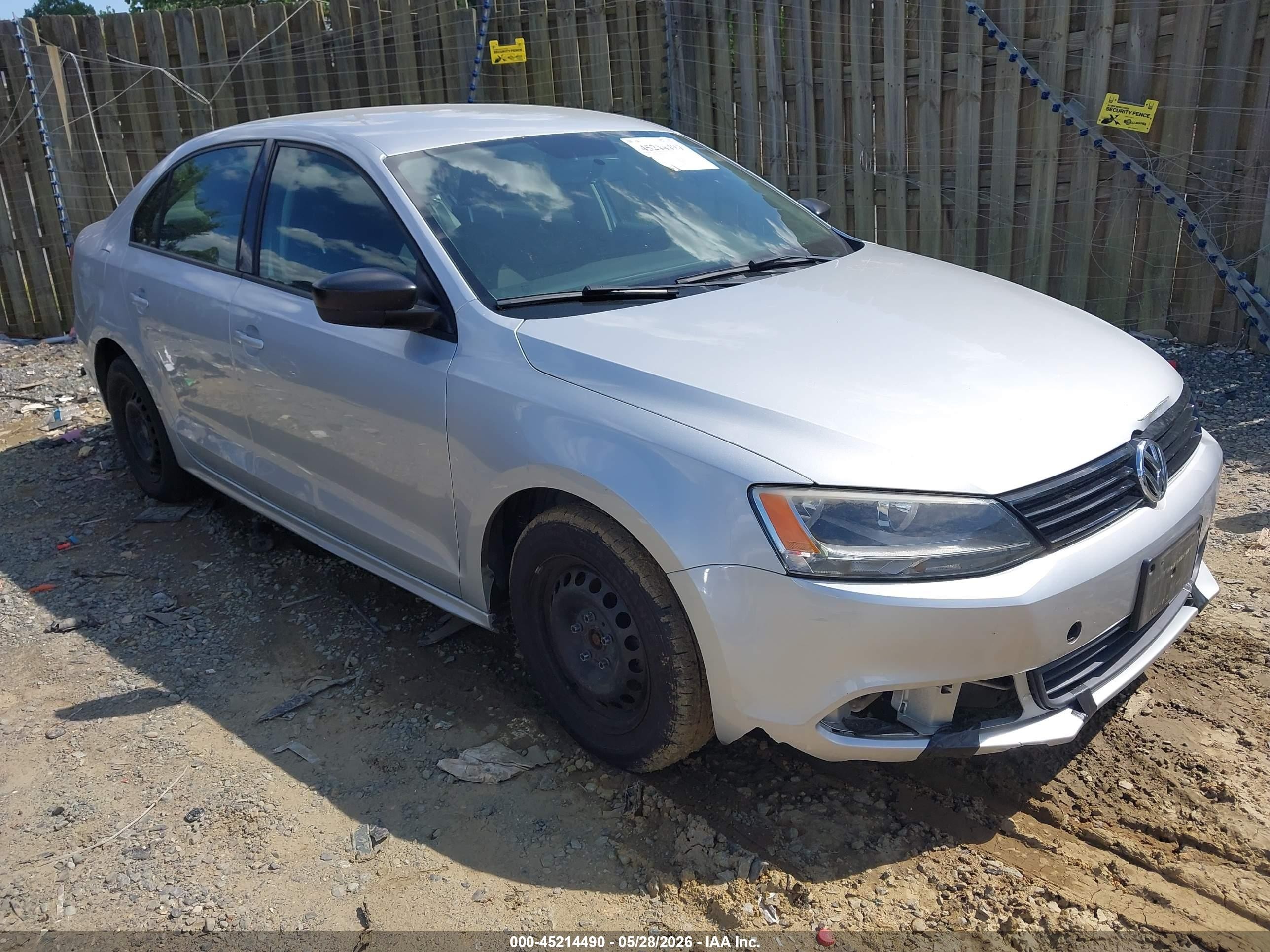 3VW2K7AJ3DM225659