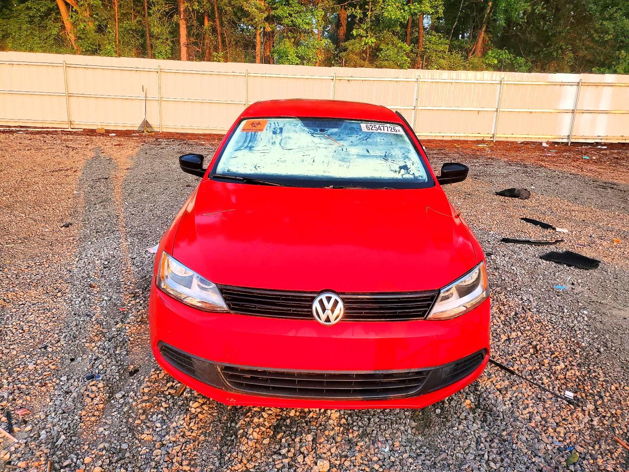 2013 Volkswagen Jetta Base Red vin: 3VW2K7AJ3DM234670
