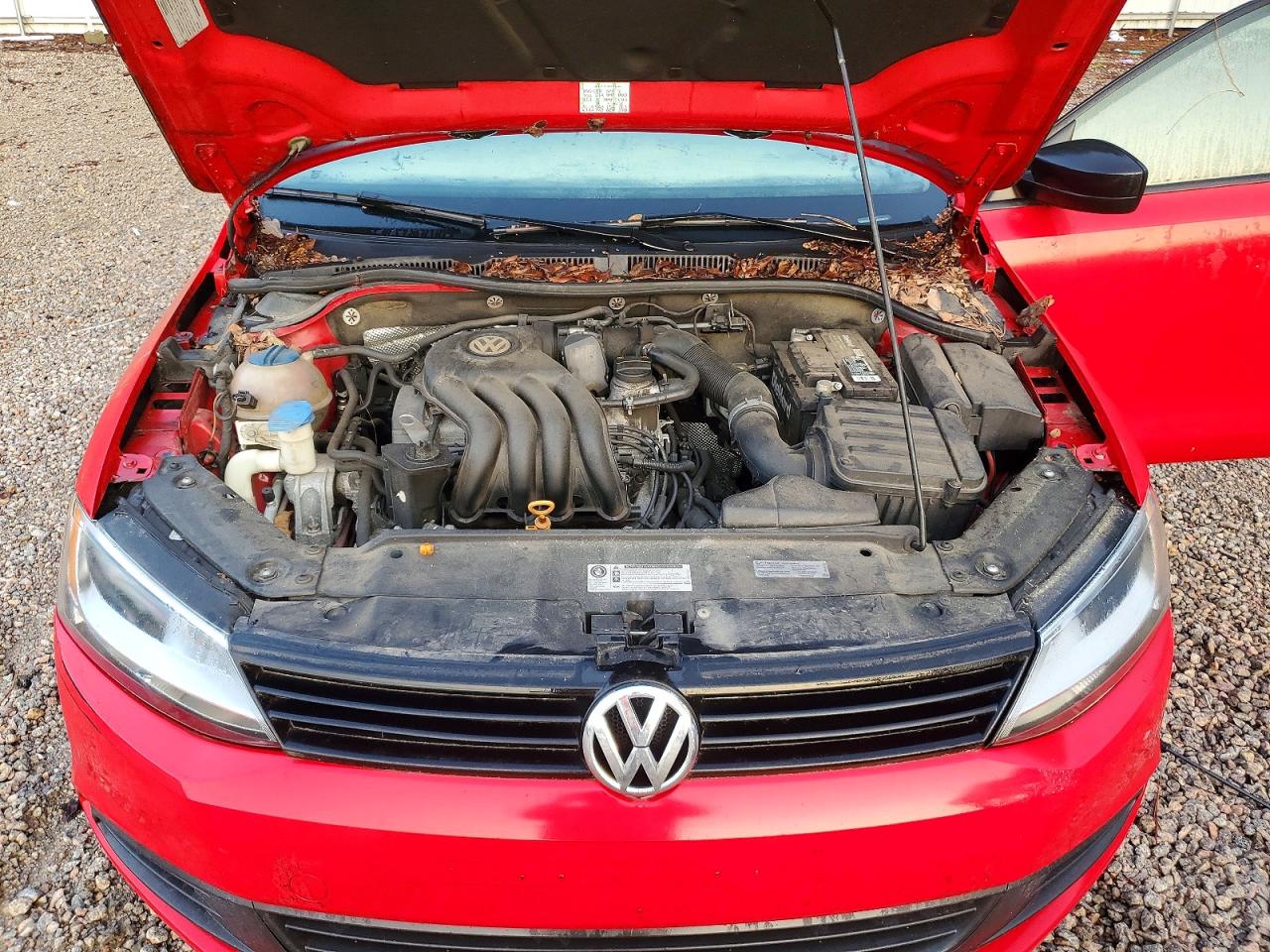 2013 Volkswagen Jetta Base Red vin: 3VW2K7AJ3DM234670