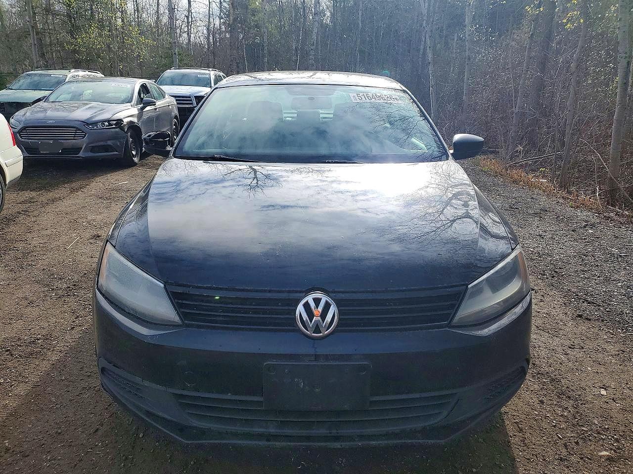2013 Volkswagen Jetta Base Black vin: 3VW2K7AJ3DM394824
