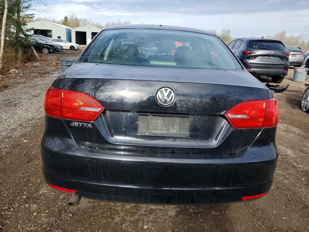 2013 Volkswagen Jetta Base Black vin: 3VW2K7AJ3DM394824