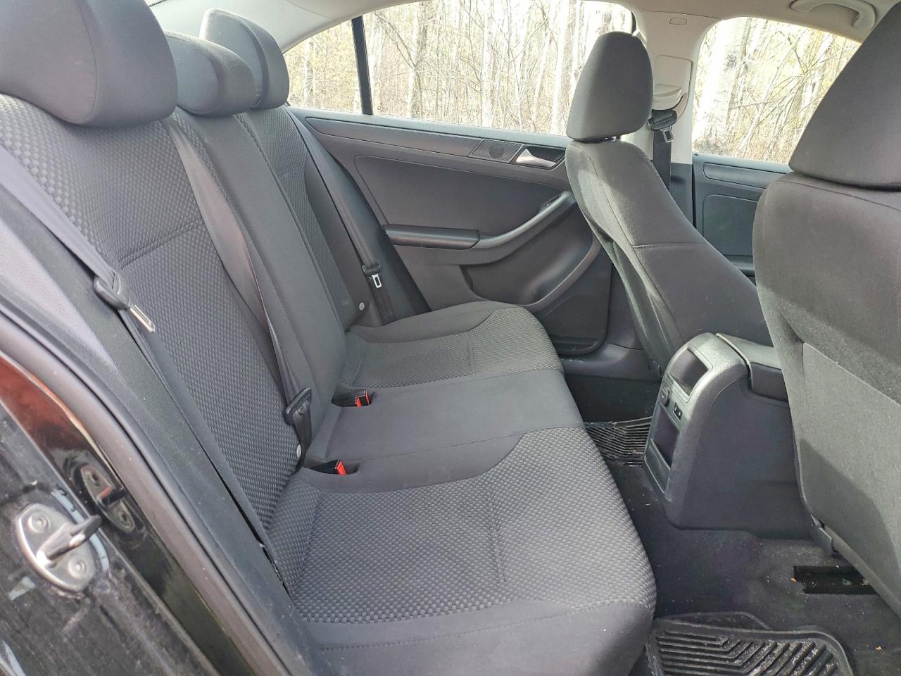 2013 Volkswagen Jetta Base Black vin: 3VW2K7AJ3DM394824