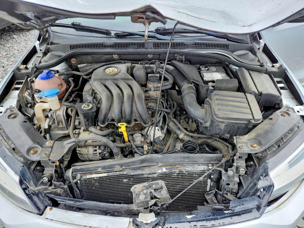 2014 Volkswagen Jetta Base Серебряный vin: 3VW2K7AJ3EM276953