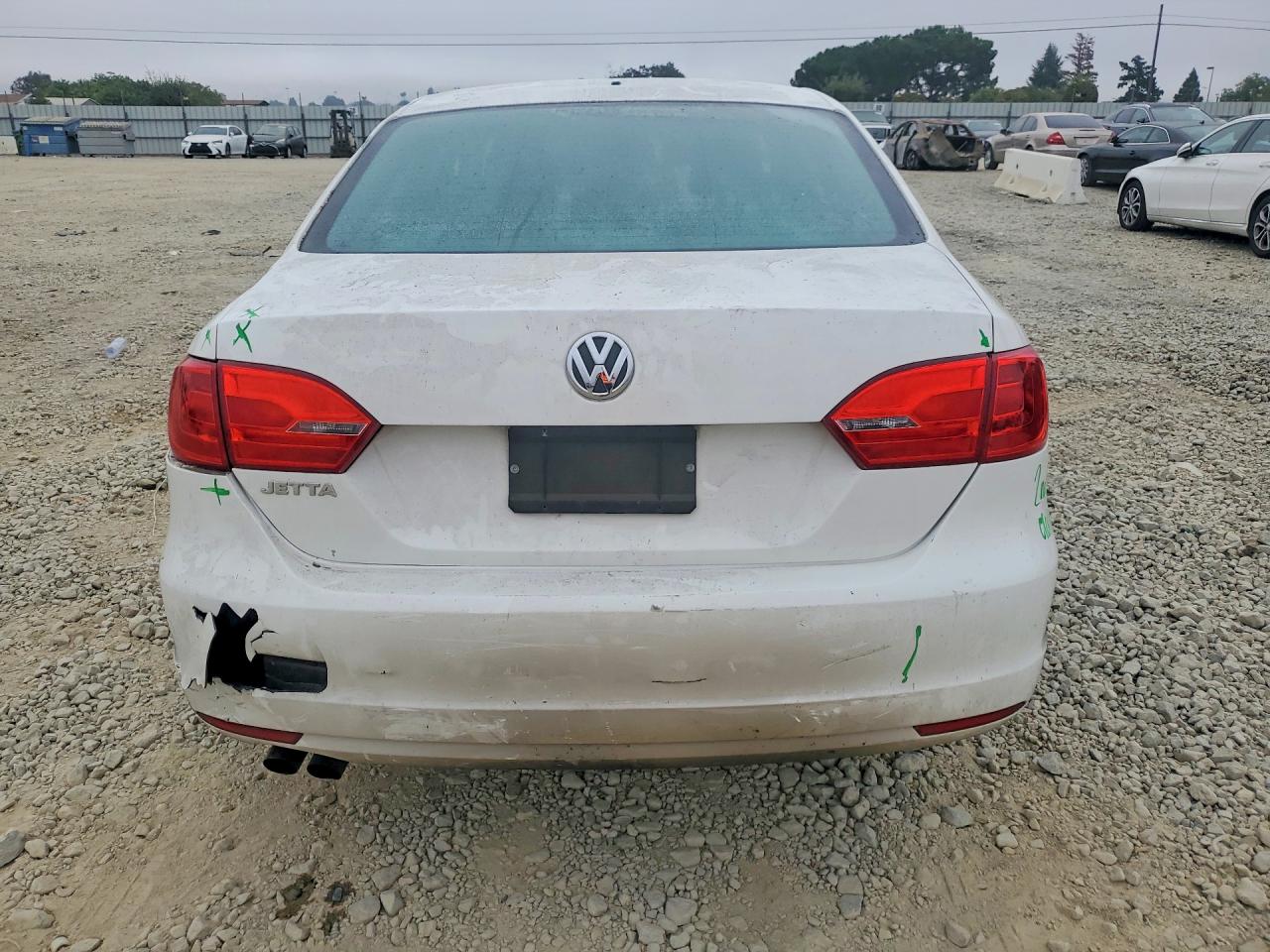 2014 Volkswagen Jetta Base White vin: 3VW2K7AJ3EM375479