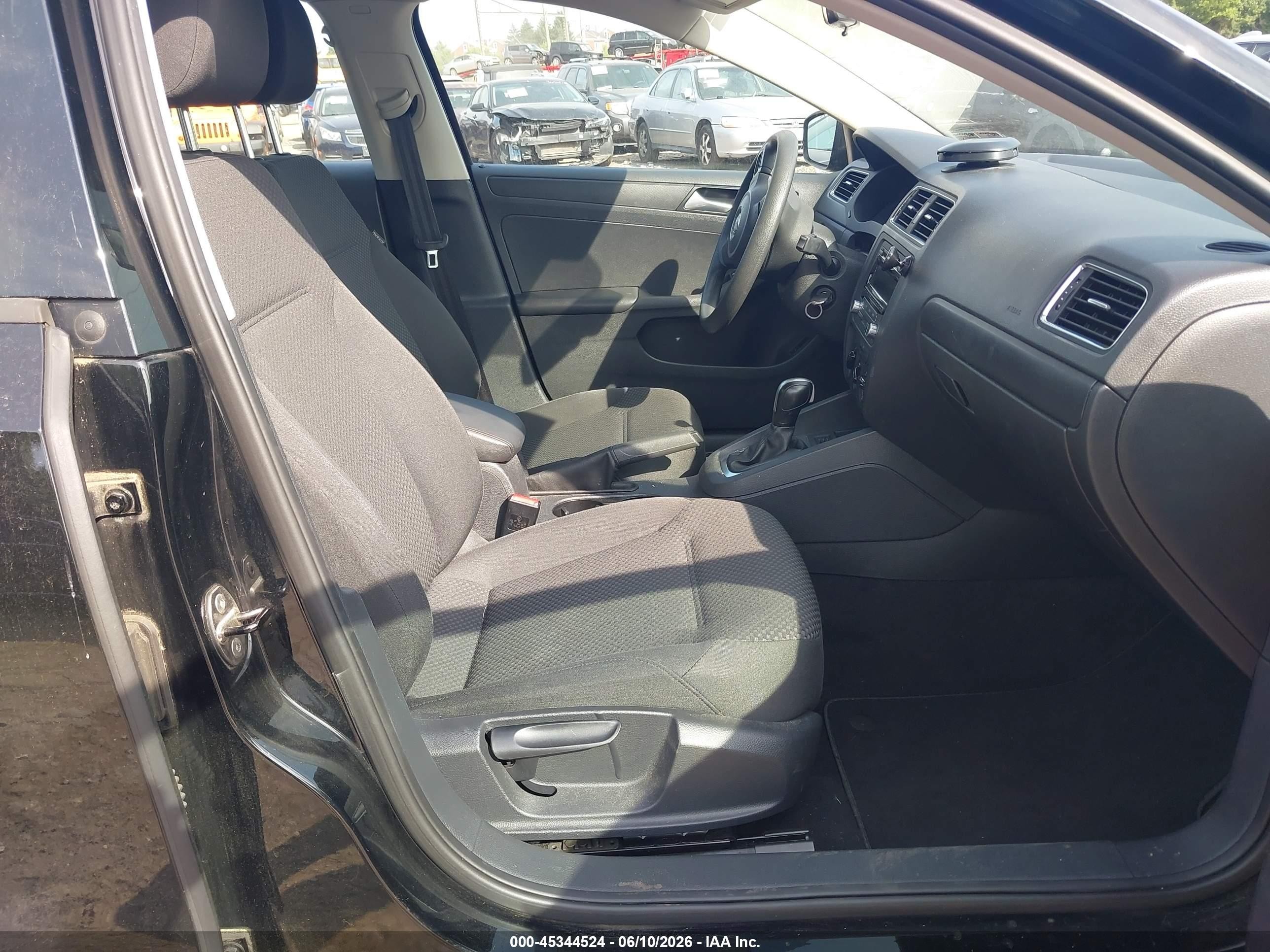 2014 Volkswagen Jetta 2.0l S Black vin: 3VW2K7AJ3EM381198