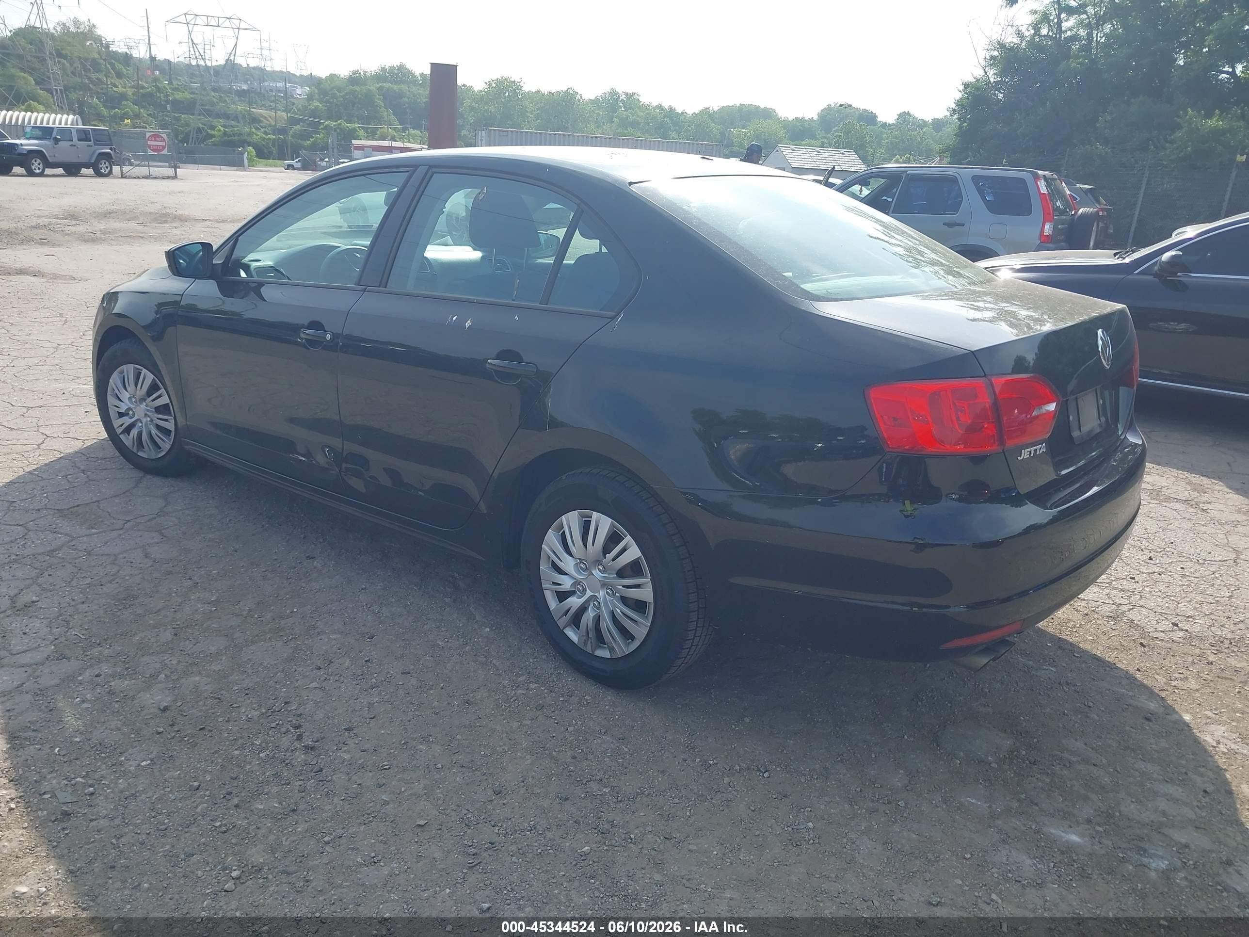 2014 Volkswagen Jetta 2.0l S Black vin: 3VW2K7AJ3EM381198