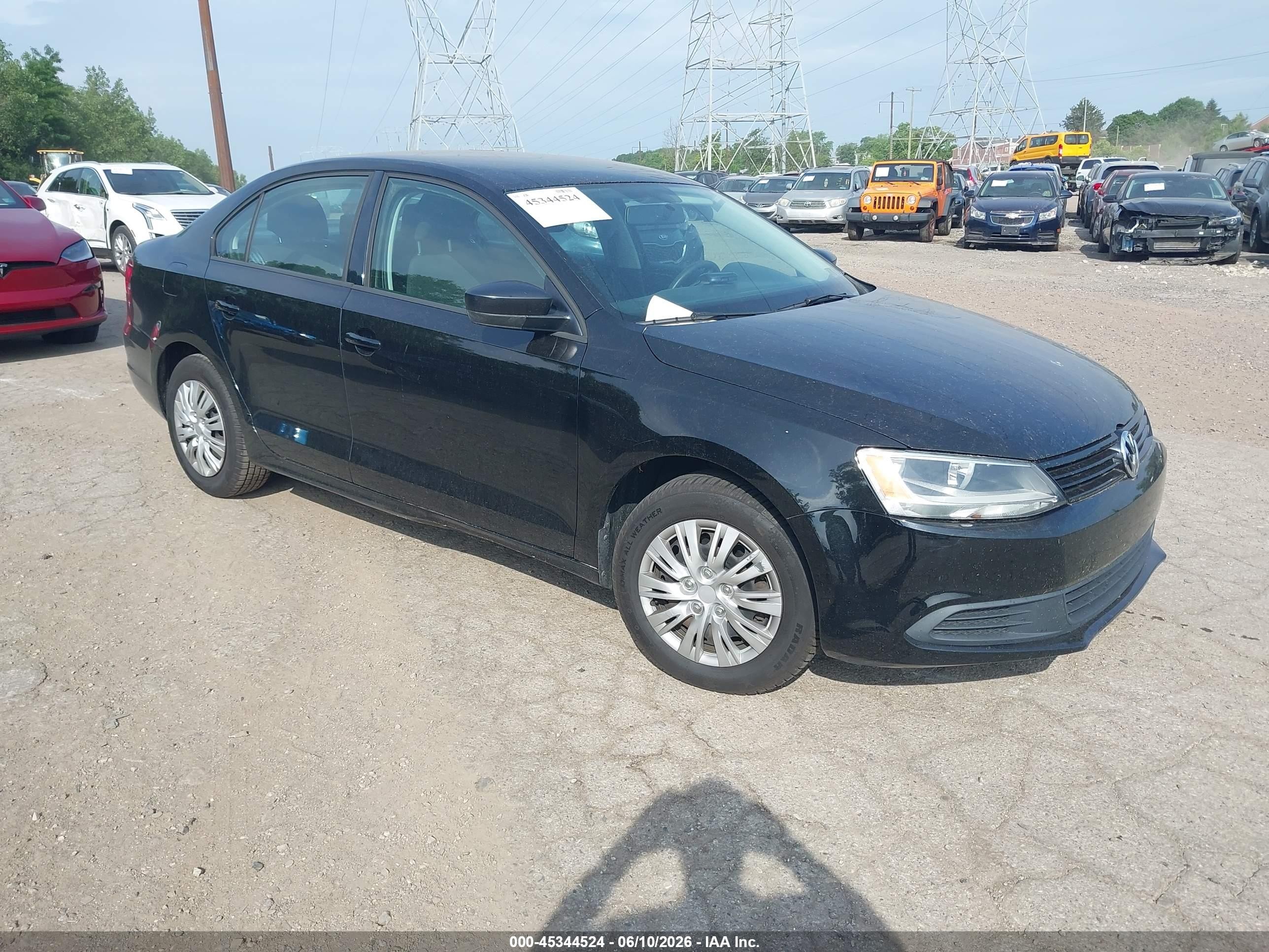 3VW2K7AJ3EM381198