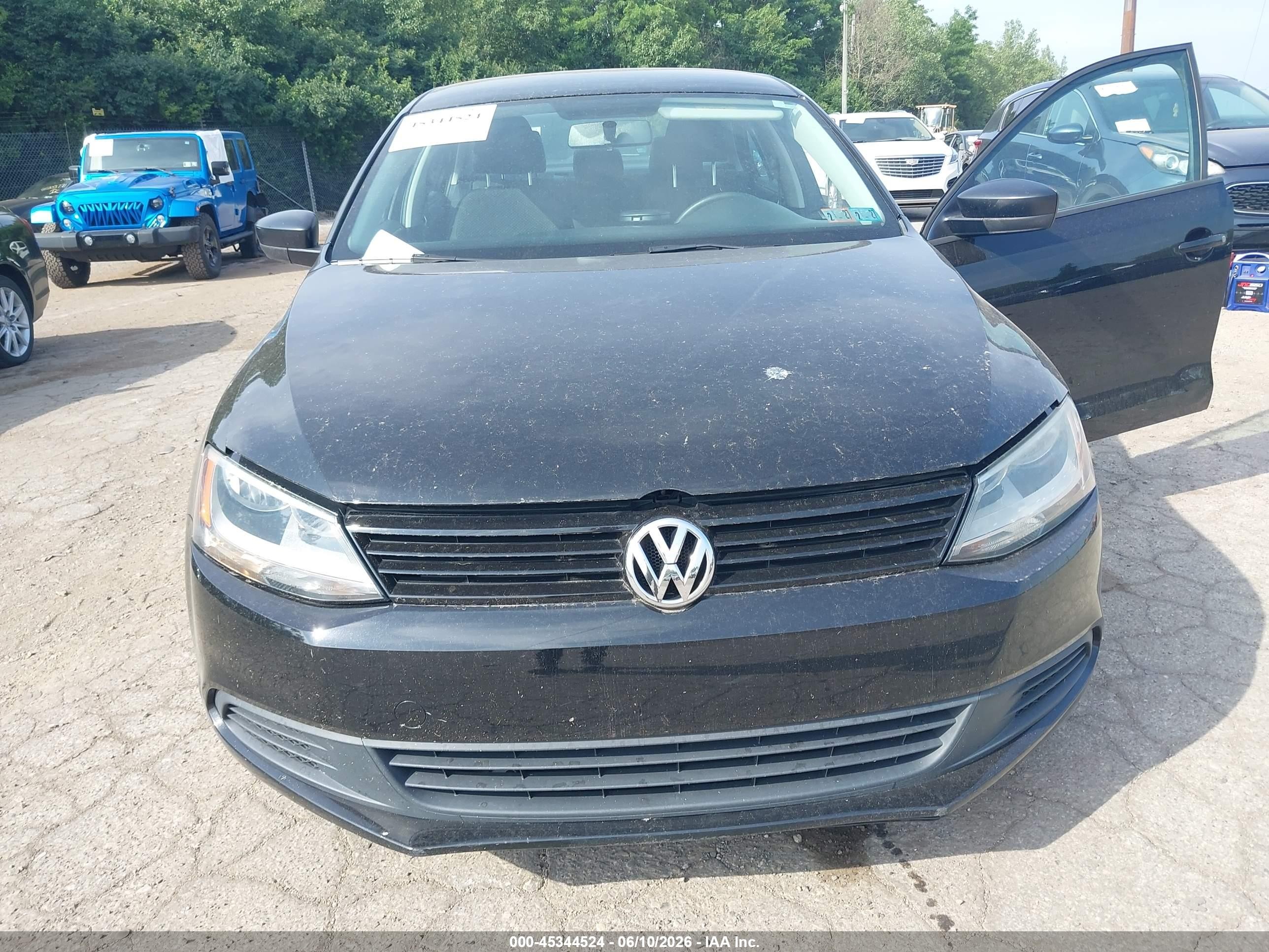 2014 Volkswagen Jetta 2.0l S Black vin: 3VW2K7AJ3EM381198