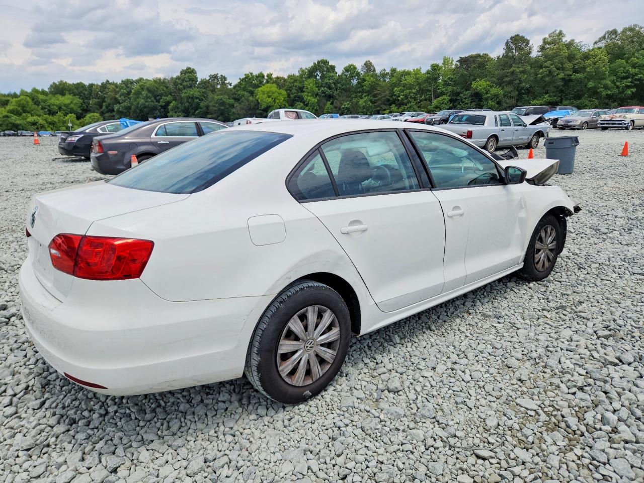 2014 Volkswagen Jetta Base White vin: 3VW2K7AJ3EM383145