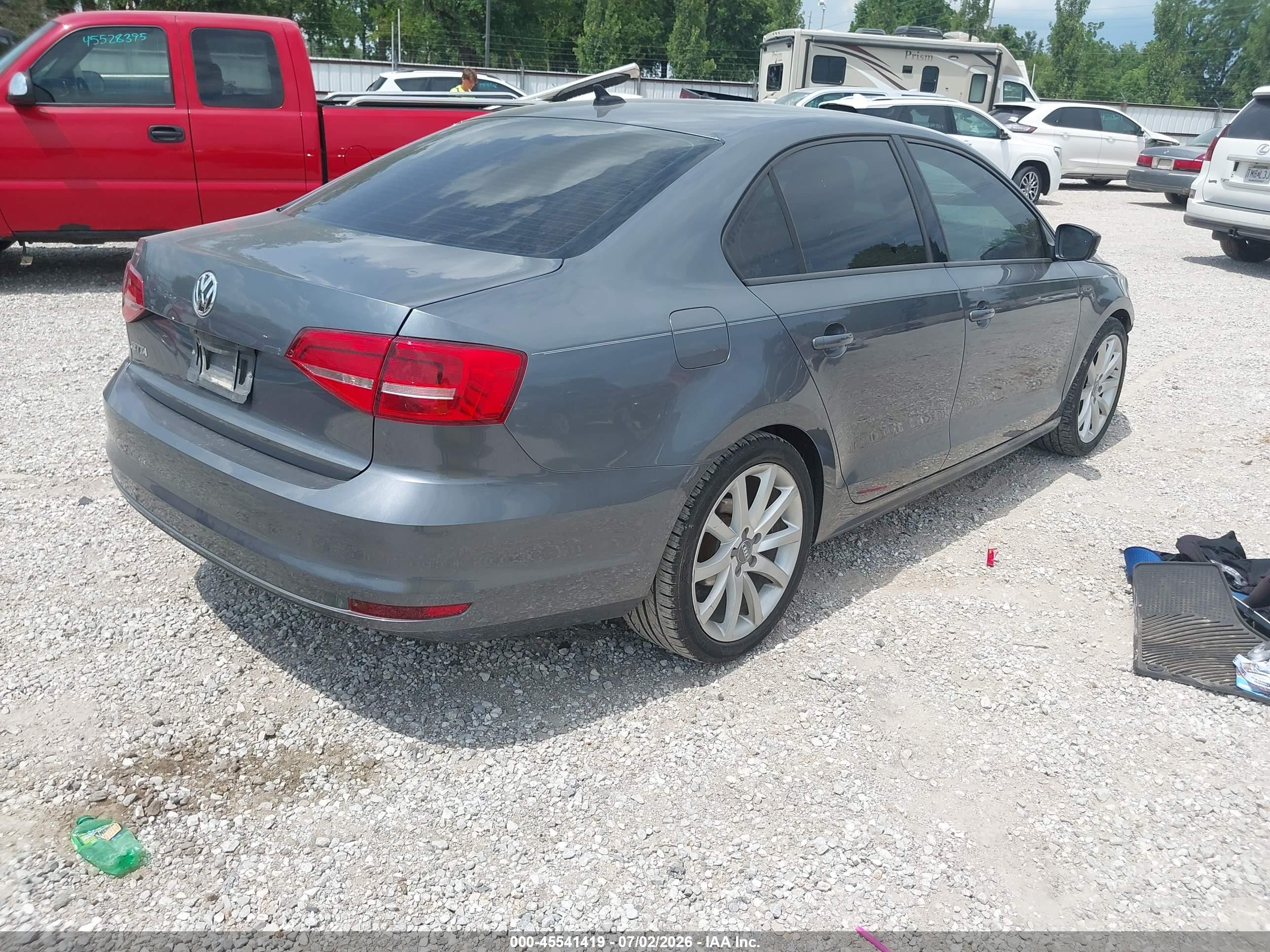 2015 Volkswagen Jetta 2.0l S Серый vin: 3VW2K7AJ3FM215829