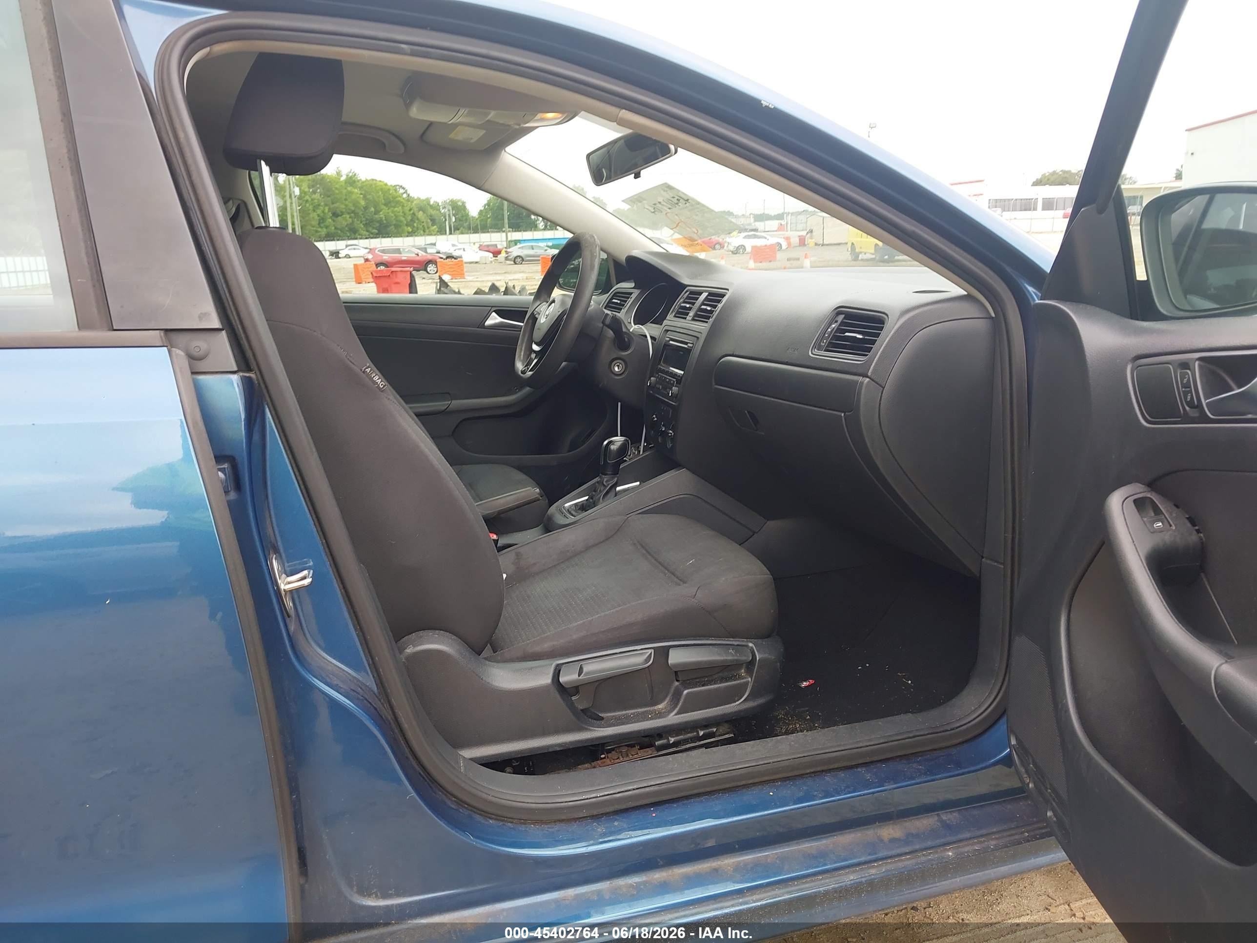 2015 Volkswagen Jetta 2.0l S Синий vin: 3VW2K7AJ3FM279725