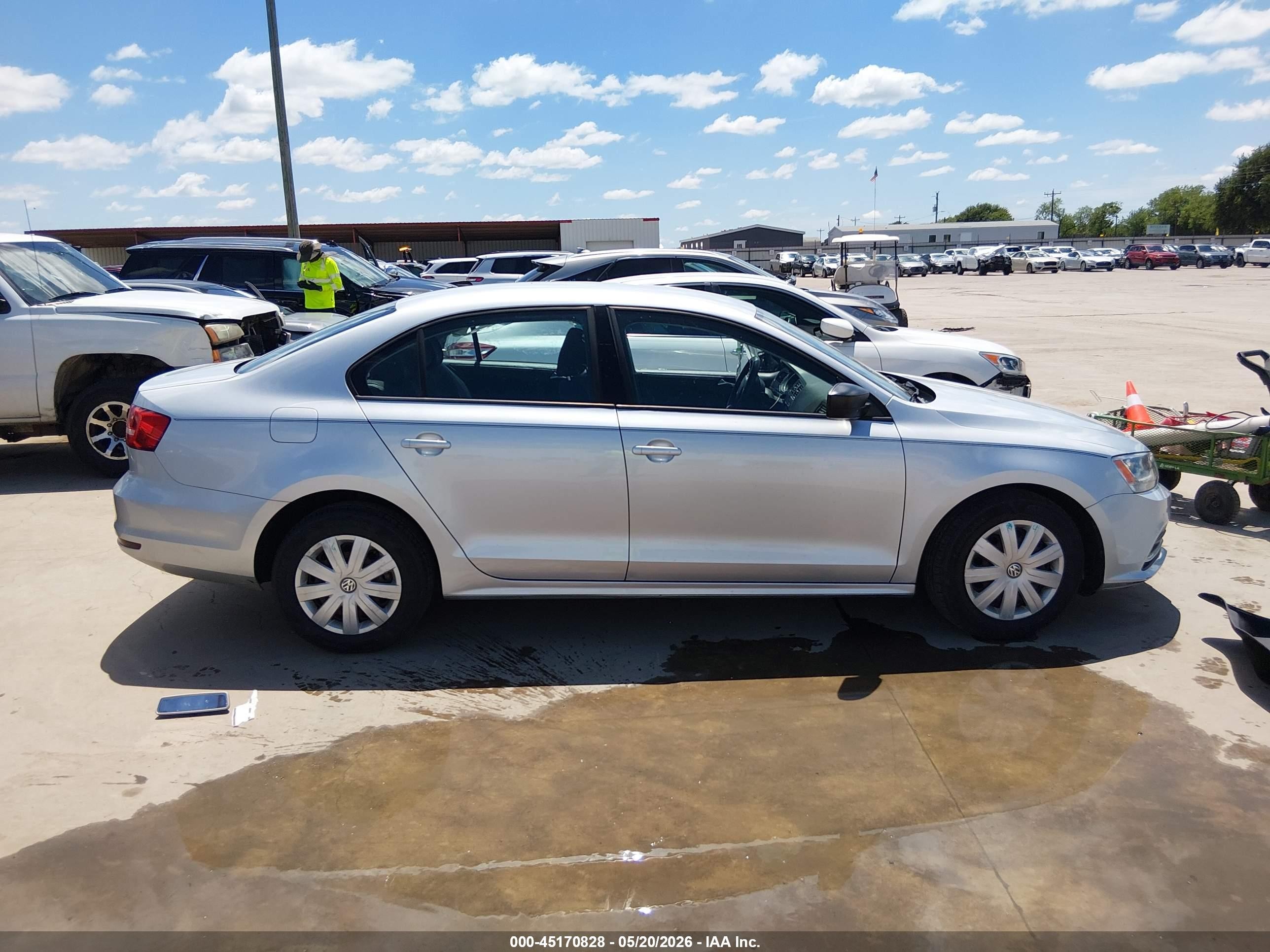 2015 Volkswagen Jetta 2.0l S Silver vin: 3VW2K7AJ3FM339888