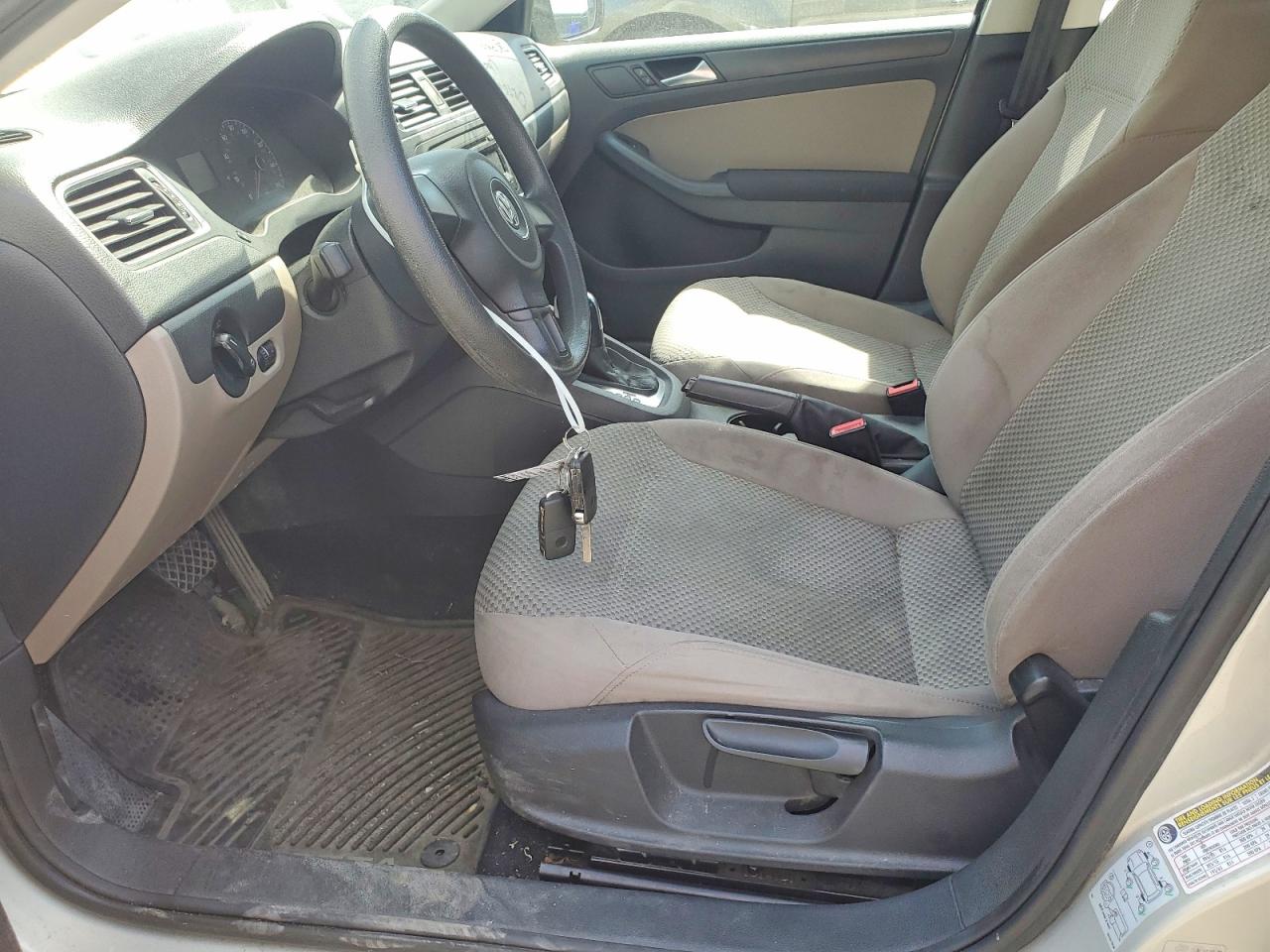 2012 Volkswagen Jetta Base Silver vin: 3VW2K7AJ4CM322299