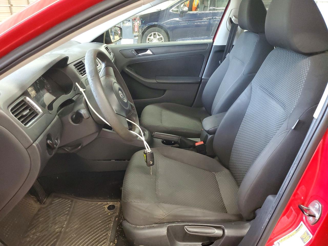 2013 Volkswagen Jetta Base Красный vin: 3VW2K7AJ4DM266334