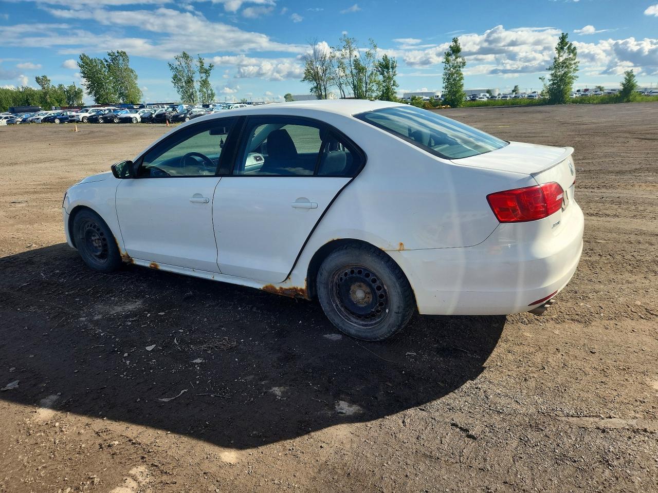 2013 Volkswagen Jetta Base White vin: 3VW2K7AJ4DM384142