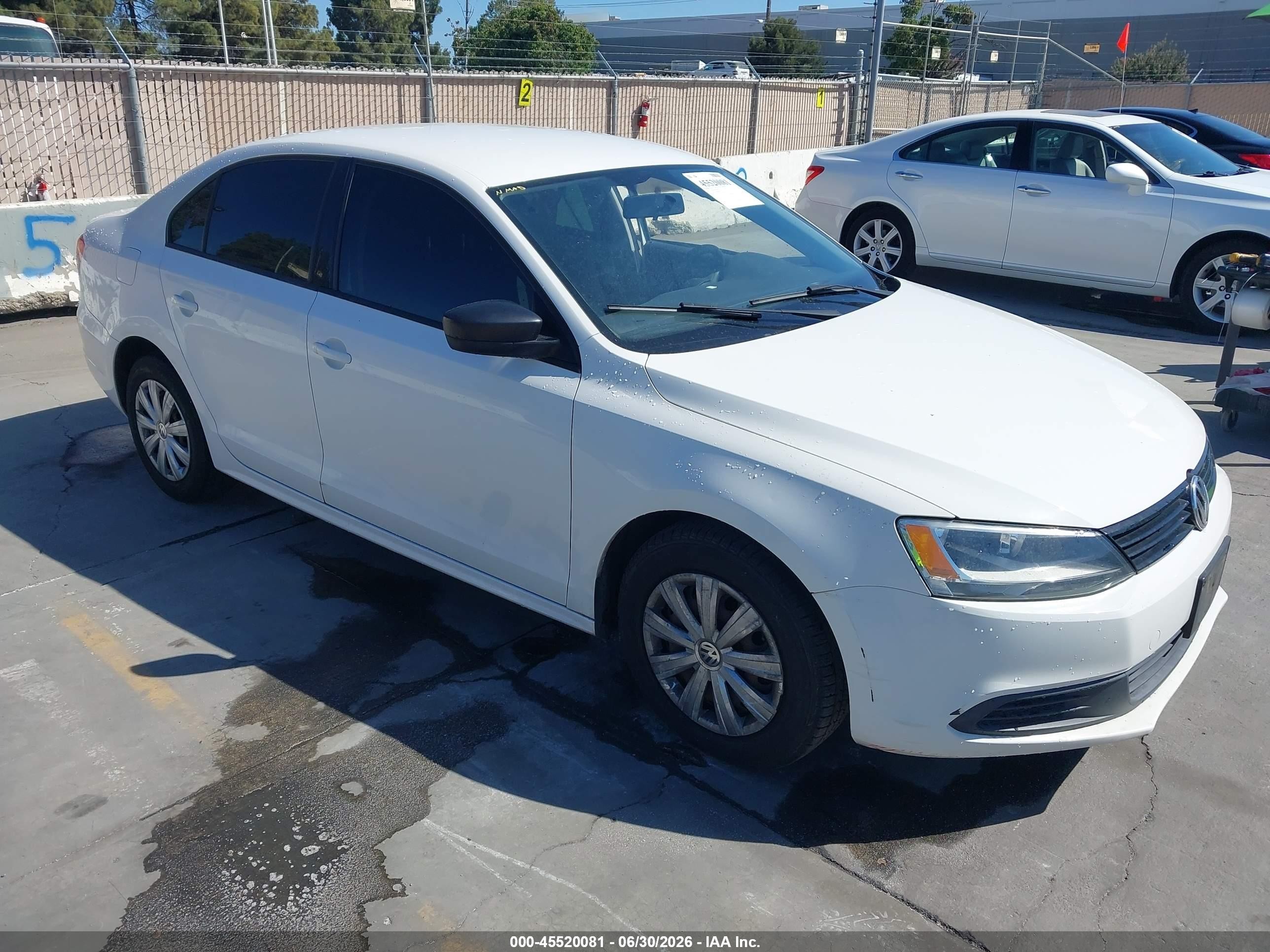 3VW2K7AJ4DM390376