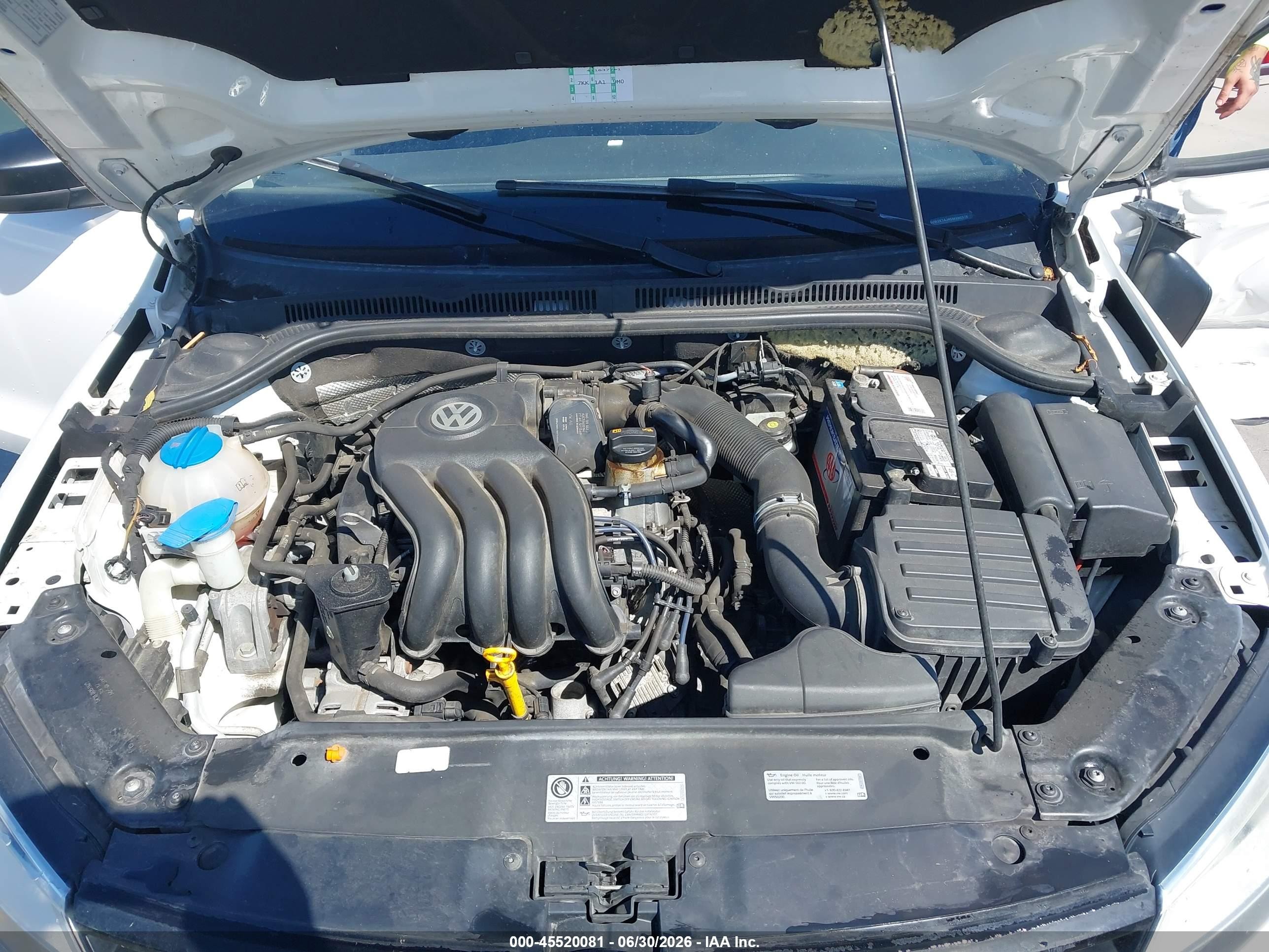 2013 Volkswagen Jetta 2.0l S White vin: 3VW2K7AJ4DM390376