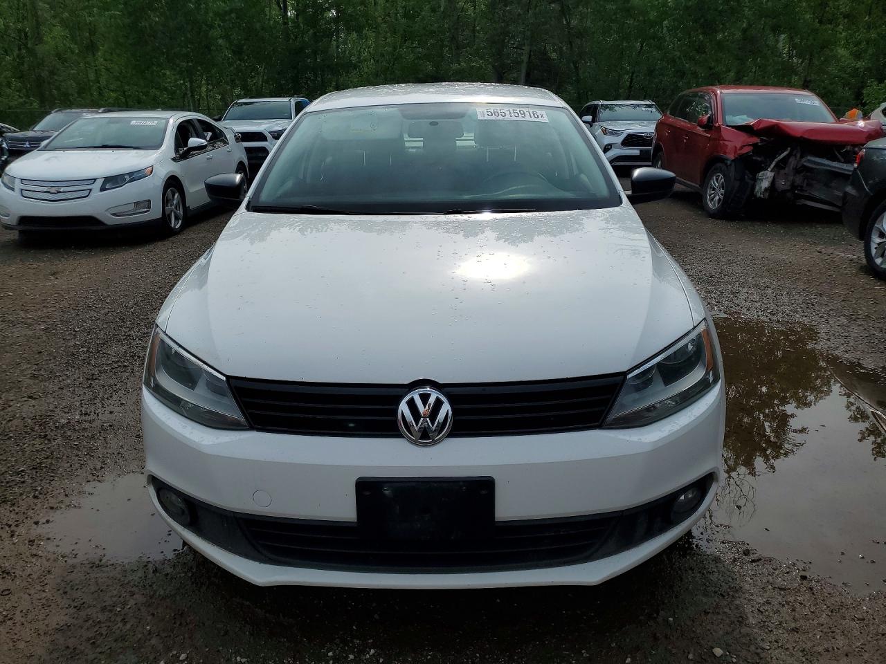 2013 Volkswagen Jetta Base White vin: 3VW2K7AJ4DM452911