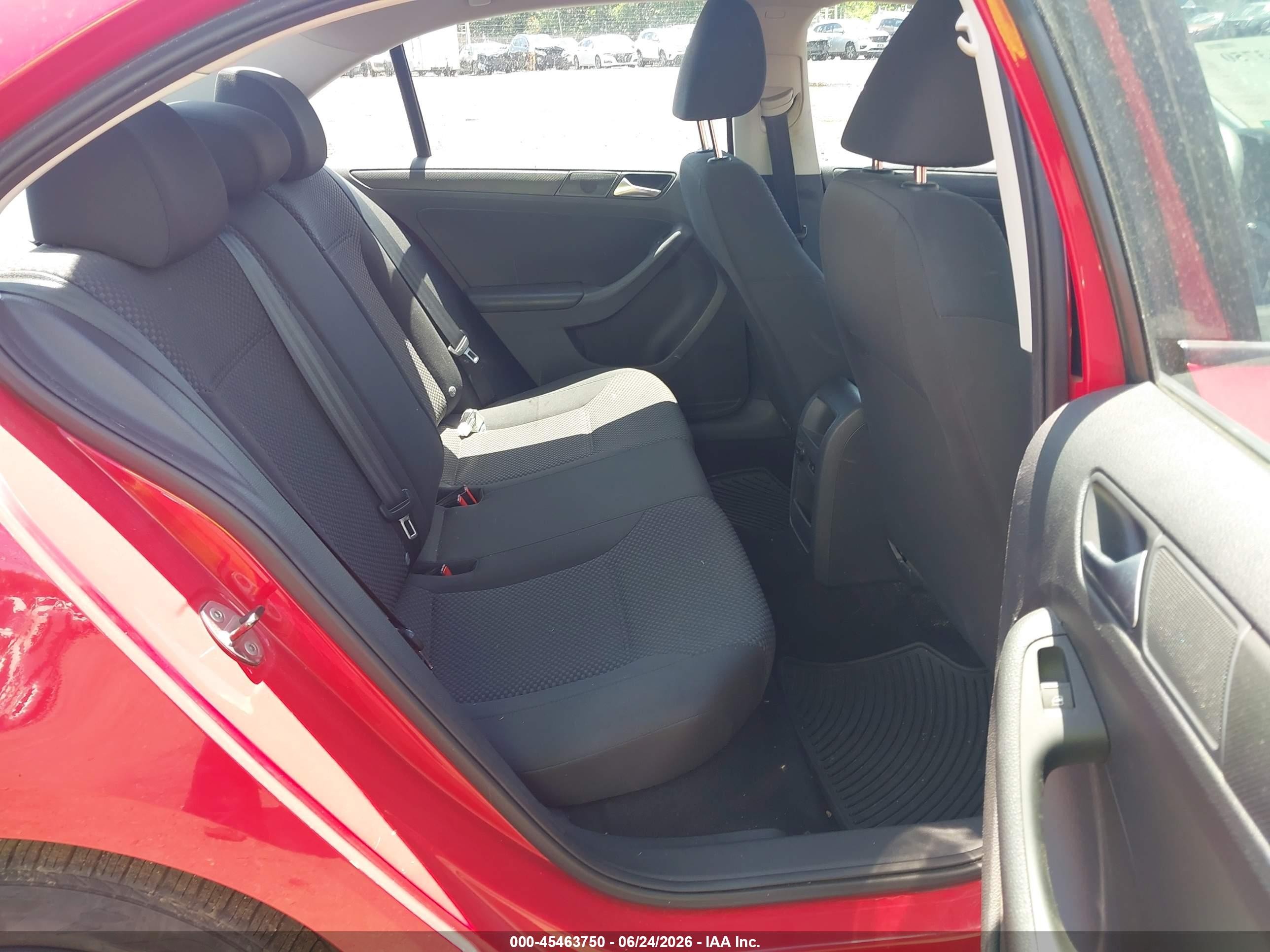 2014 Volkswagen Jetta 2.0l S Red vin: 3VW2K7AJ4EM216518