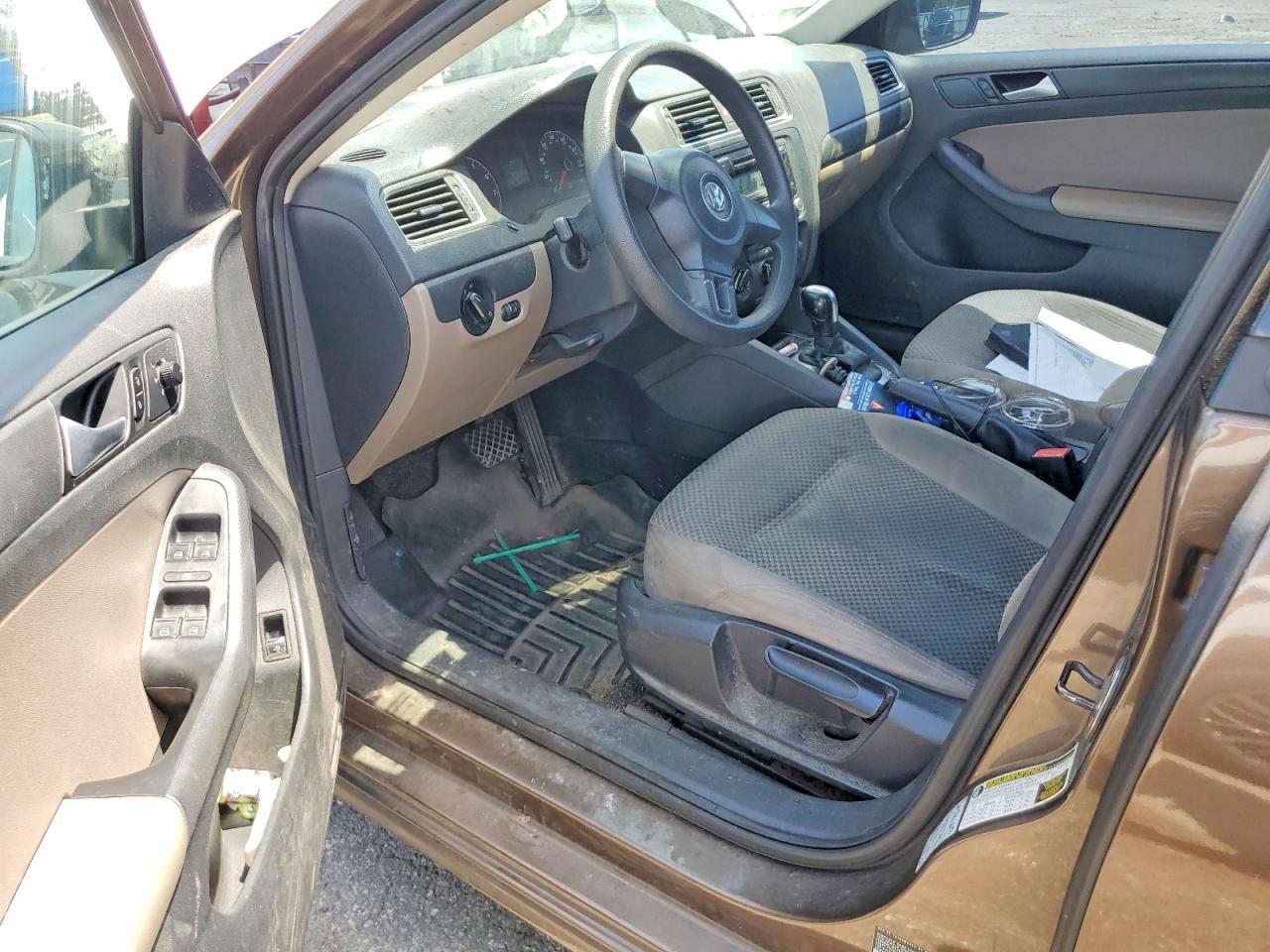 2014 Volkswagen Jetta Base Коричневый vin: 3VW2K7AJ4EM237126