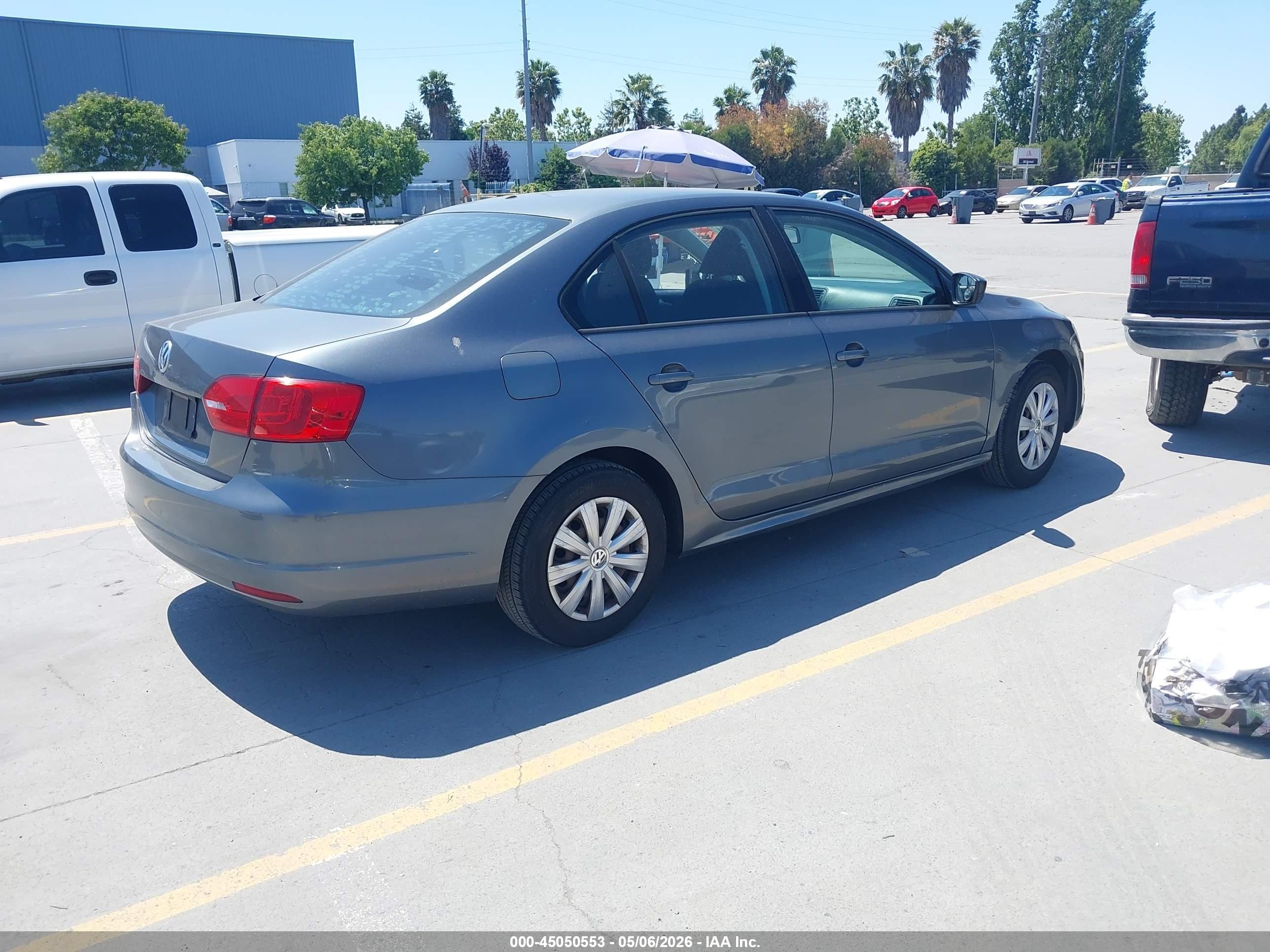 2014 Volkswagen Jetta 2.0l S Gray vin: 3VW2K7AJ4EM247994