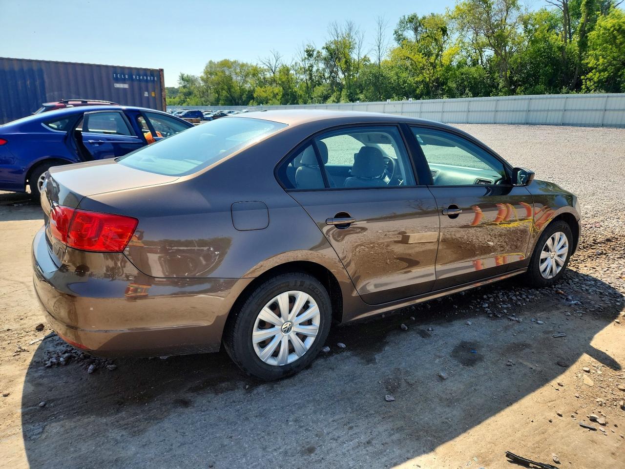 2014 Volkswagen Jetta Base Brown vin: 3VW2K7AJ4EM308714