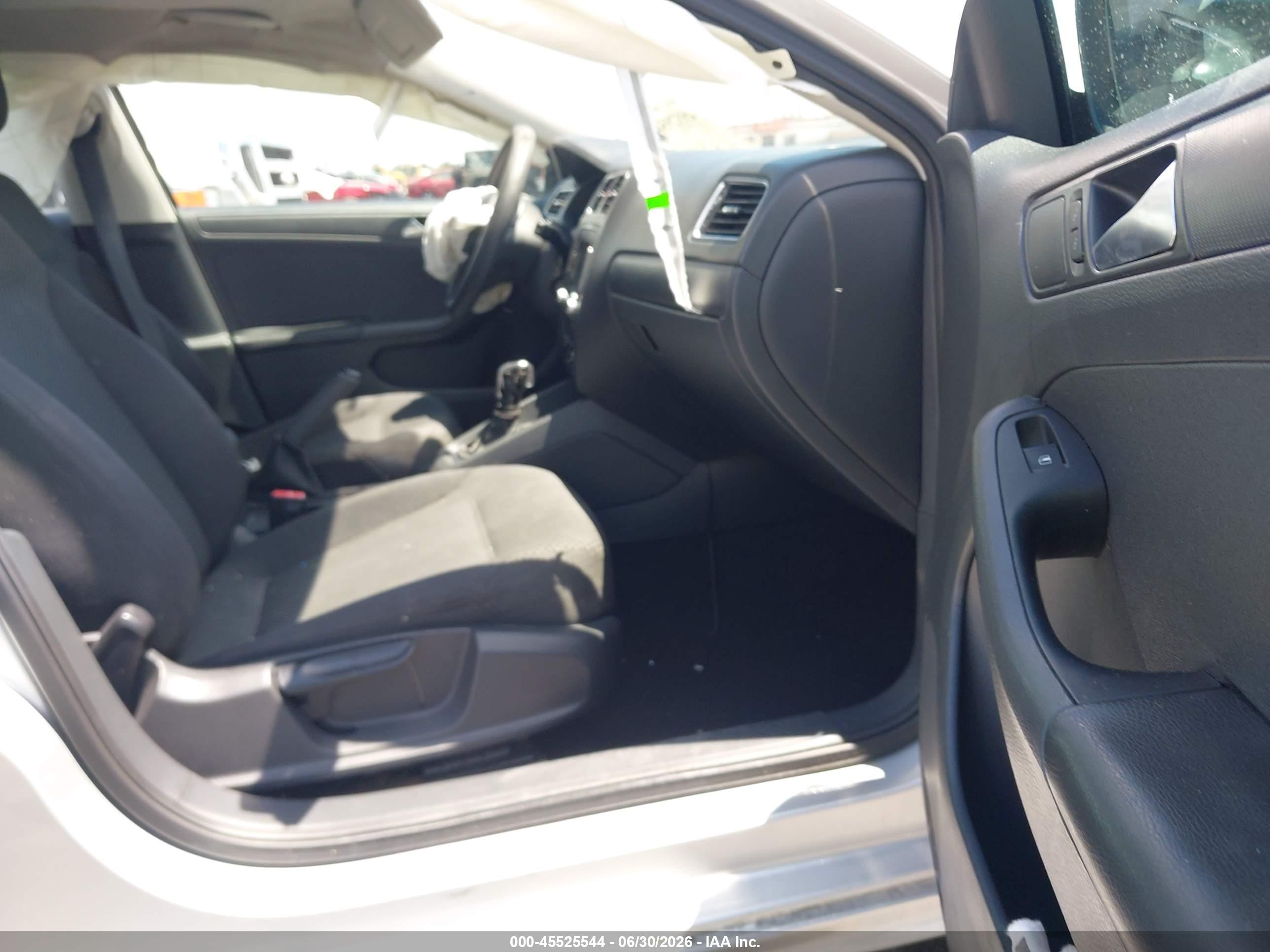 2014 Volkswagen Jetta 2.0l S Серый vin: 3VW2K7AJ4EM429419