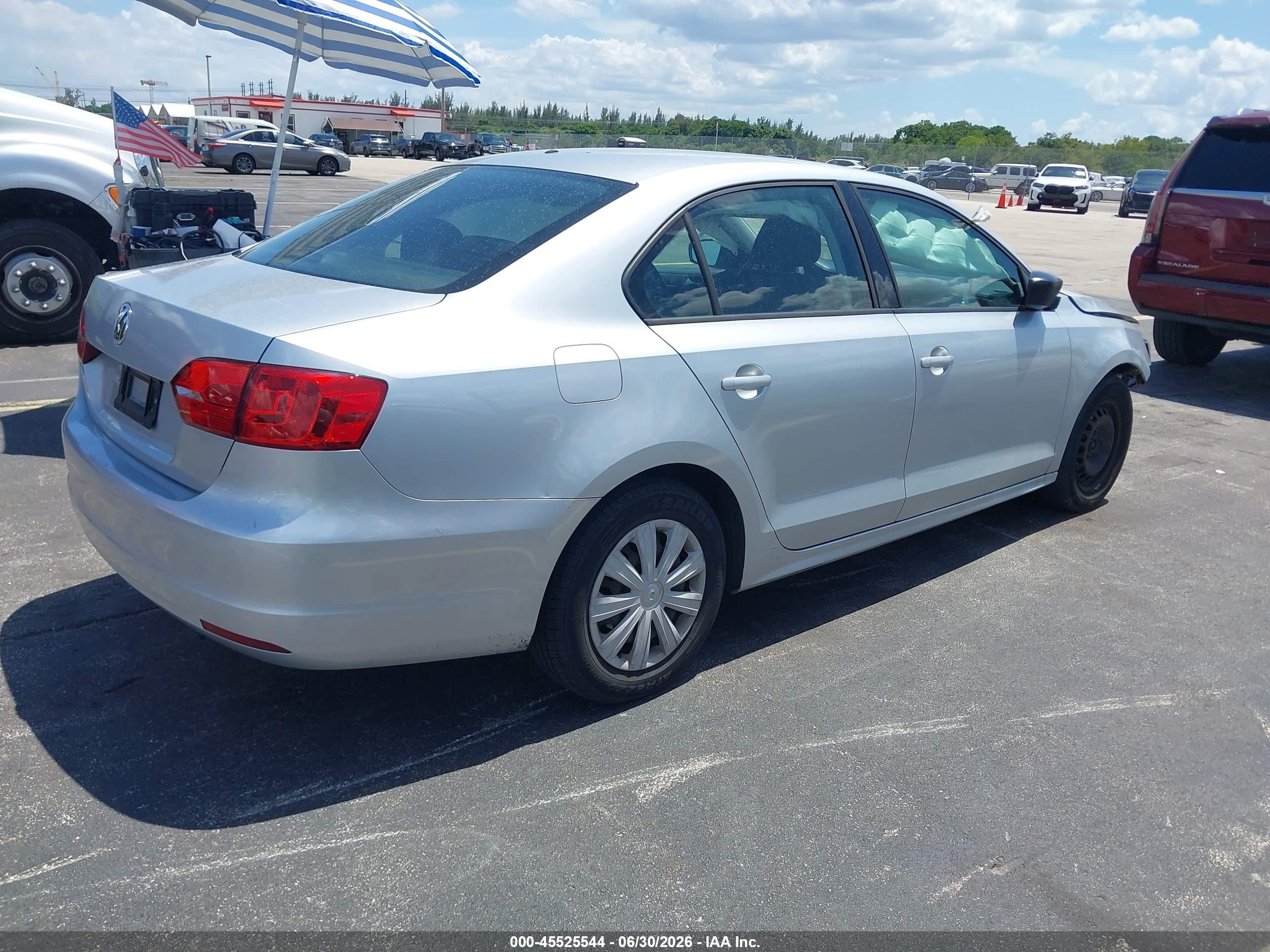 2014 Volkswagen Jetta 2.0l S Серый vin: 3VW2K7AJ4EM429419