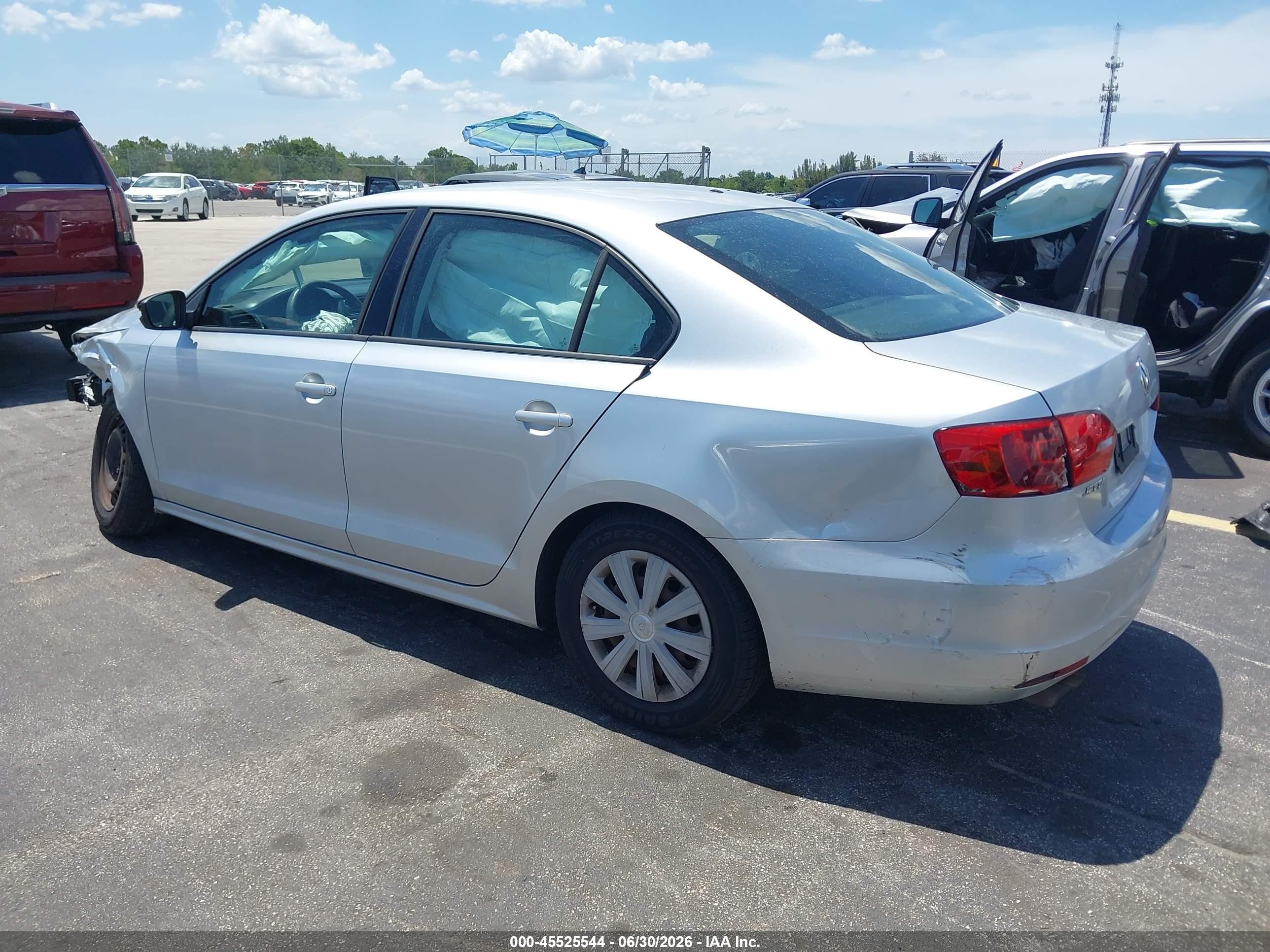 2014 Volkswagen Jetta 2.0l S Серый vin: 3VW2K7AJ4EM429419