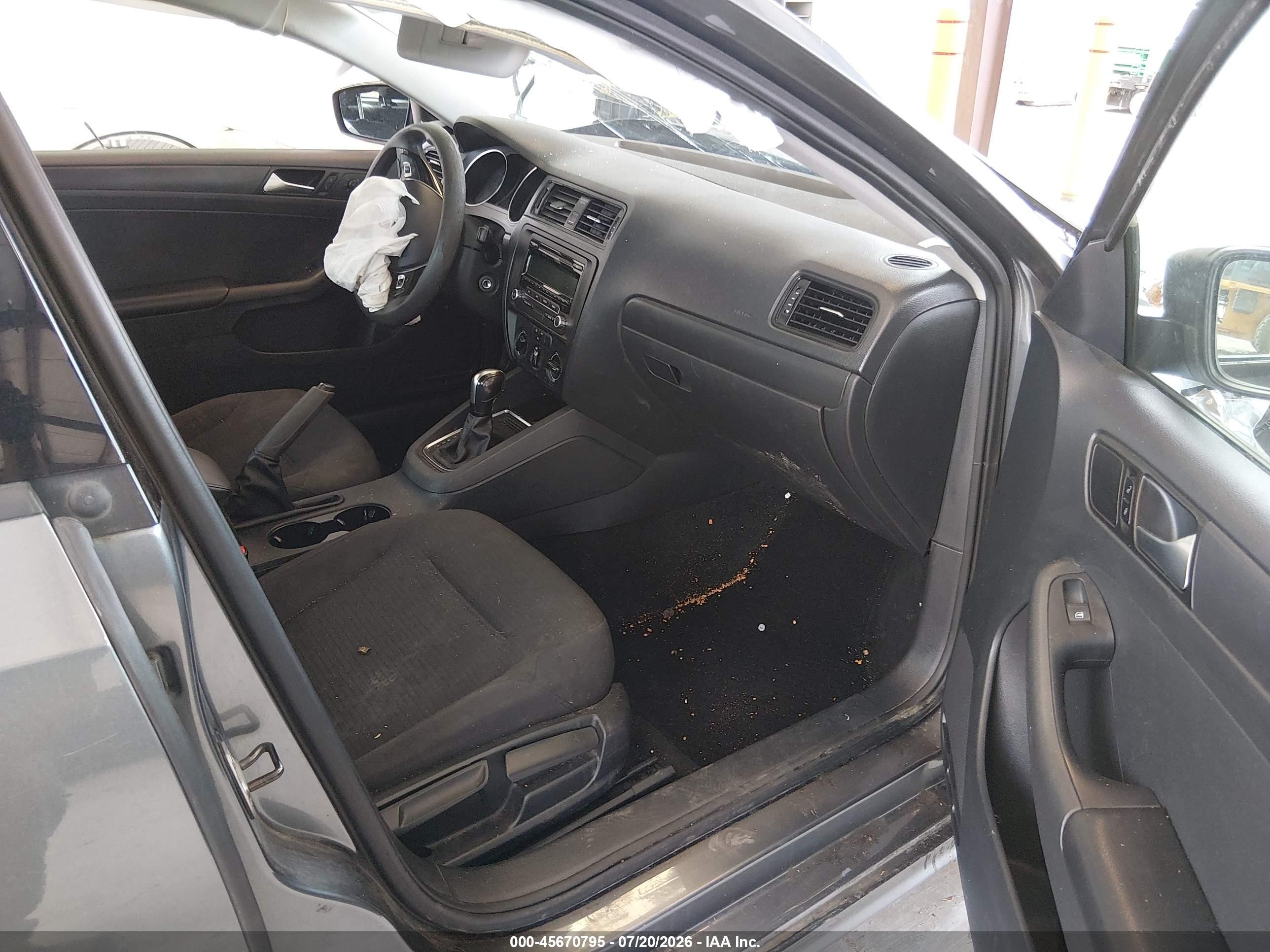 2015 Volkswagen Jetta 2.0l S Синий vin: 3VW2K7AJ4FM201857