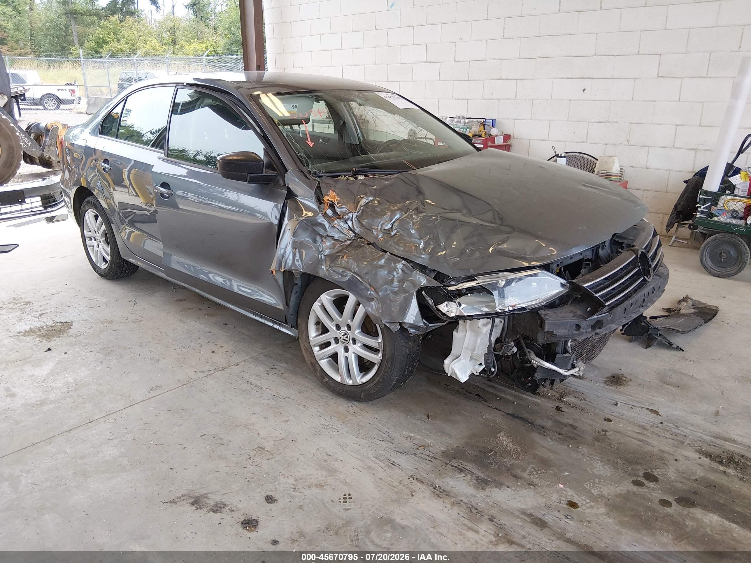 3VW2K7AJ4FM201857