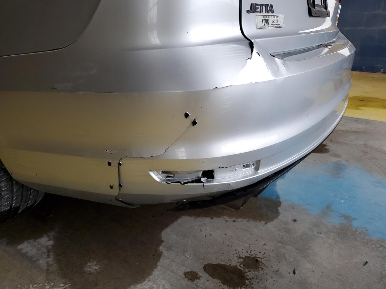 2015 Volkswagen Jetta Base Silver vin: 3VW2K7AJ4FM248967 Damage: Rear Bumper, Broken, Replacement Required