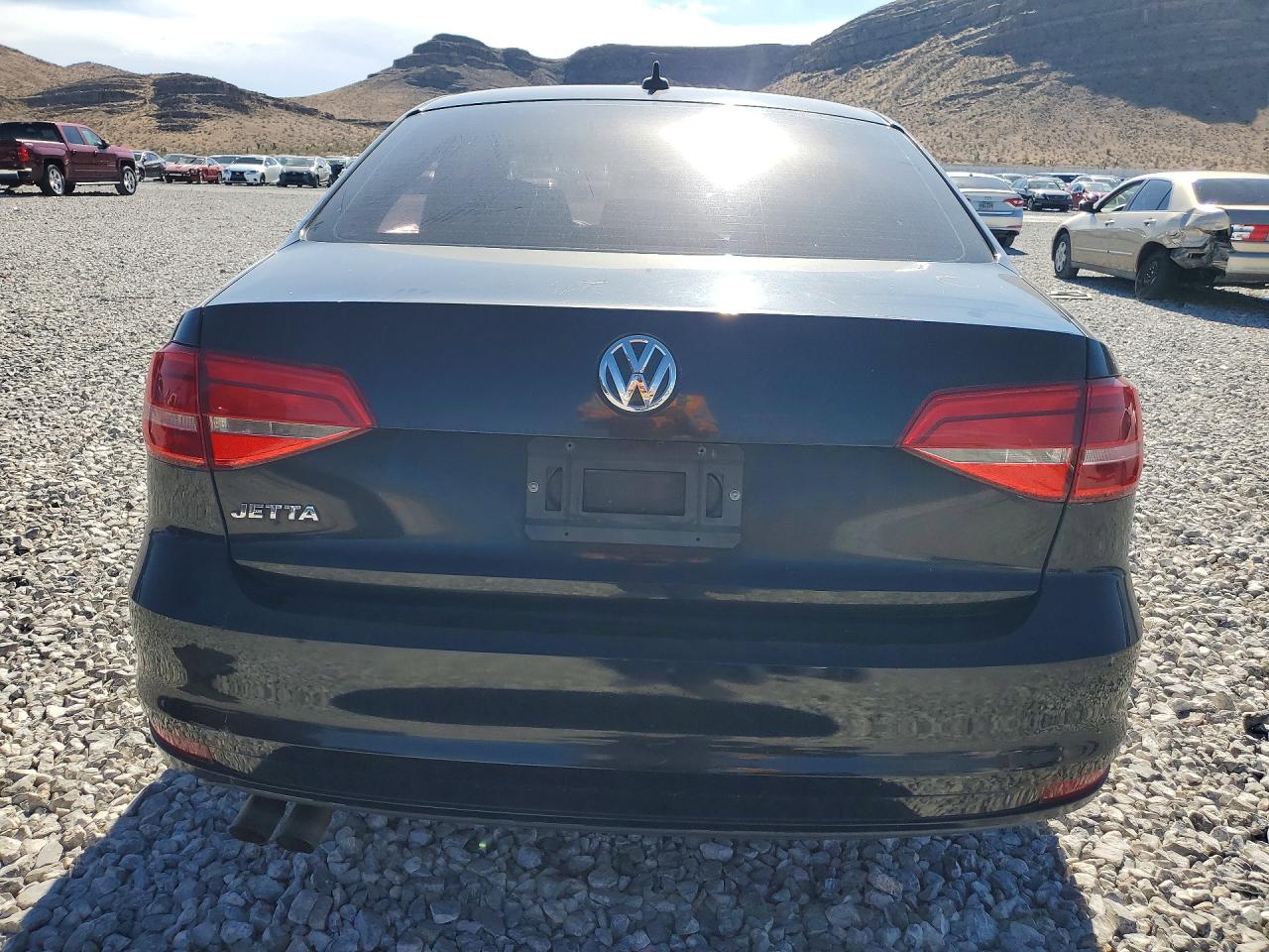 2015 Volkswagen Jetta Base Черный vin: 3VW2K7AJ4FM357512