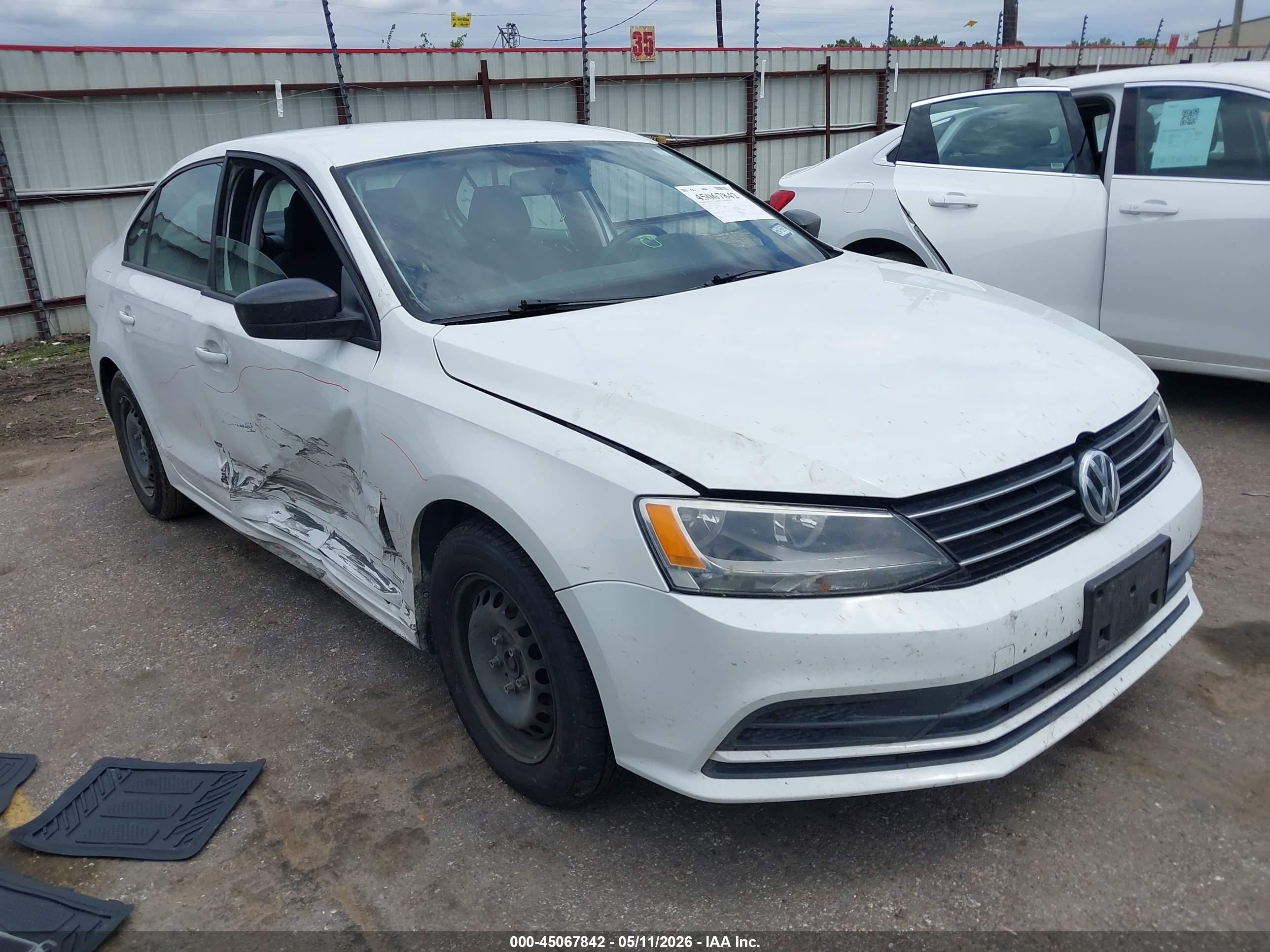 3VW2K7AJ4FM400178