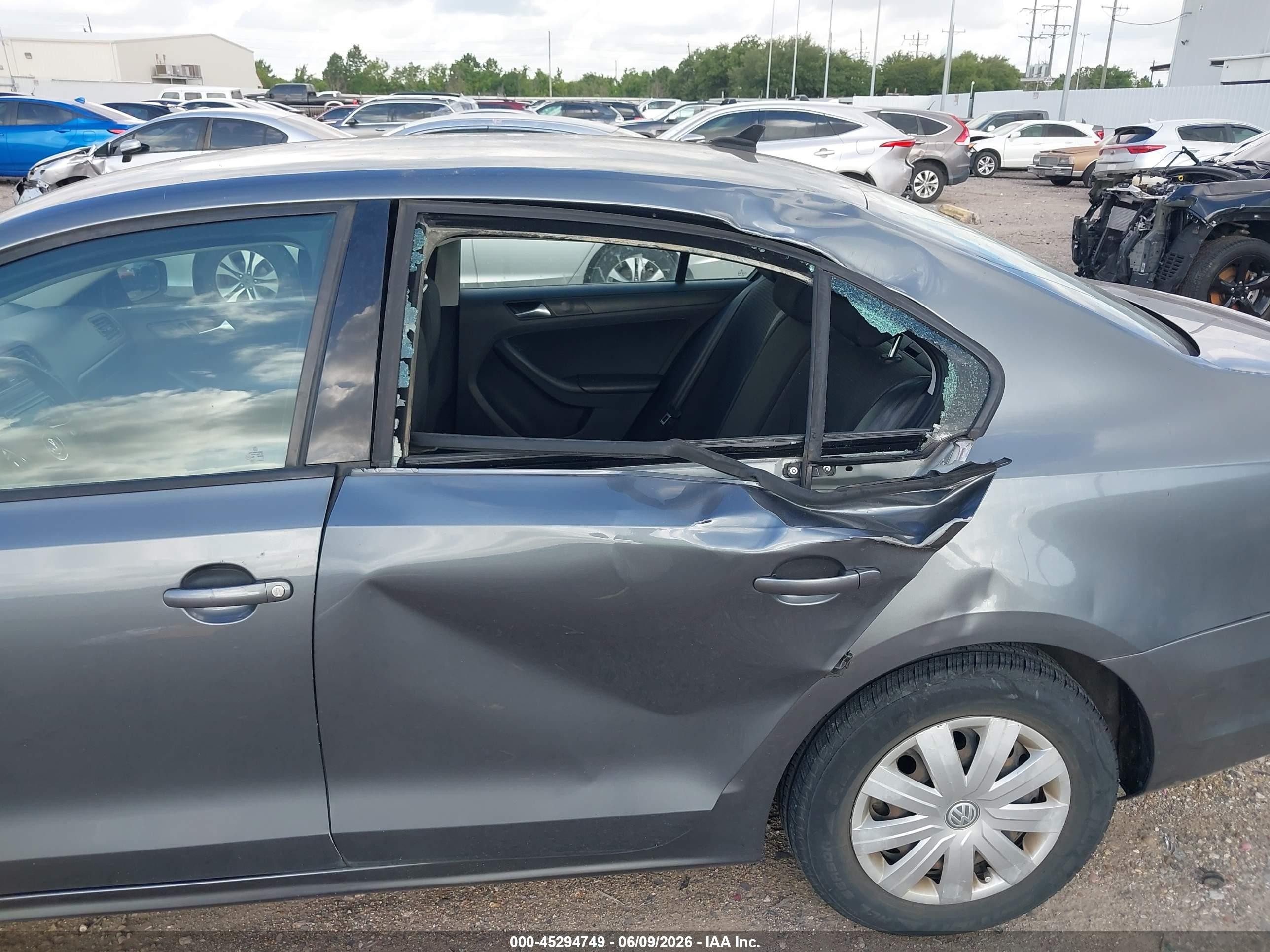 2015 Volkswagen Jetta 2.0l S Серый vin: 3VW2K7AJ4FM406353